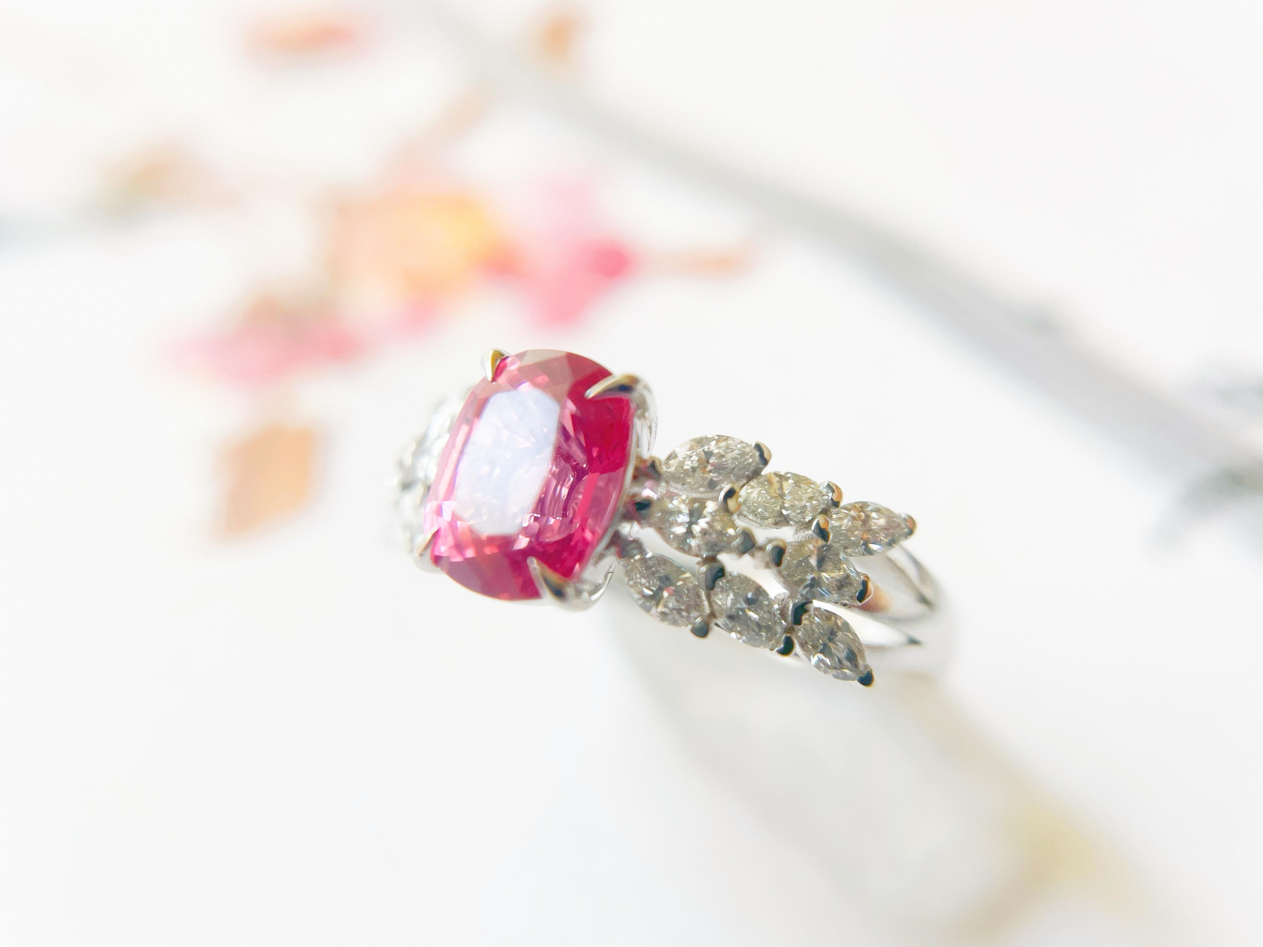 GRS Certified Natural Mahenge Spinel Diamond Ring in 18K White Gold For Sale 3