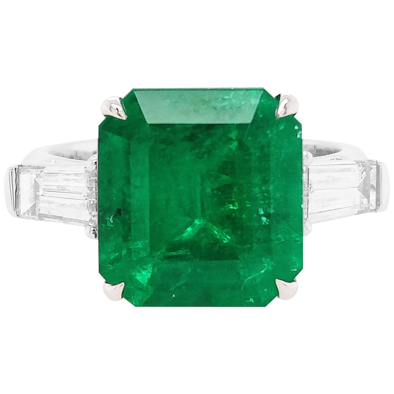 GRS Certified Natural Muzo Colombian Emerald and White Diamond Platinum Ring