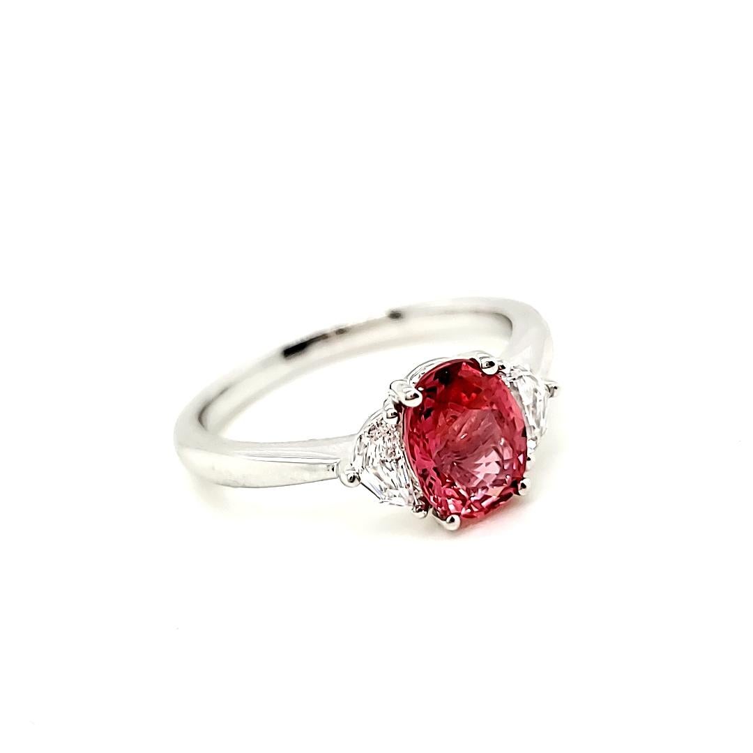 Contemporary GRS Certified No Heat Oval-Shaped Pink Sapphire (Padparadsha - type) and Cts 1.3 For Sale