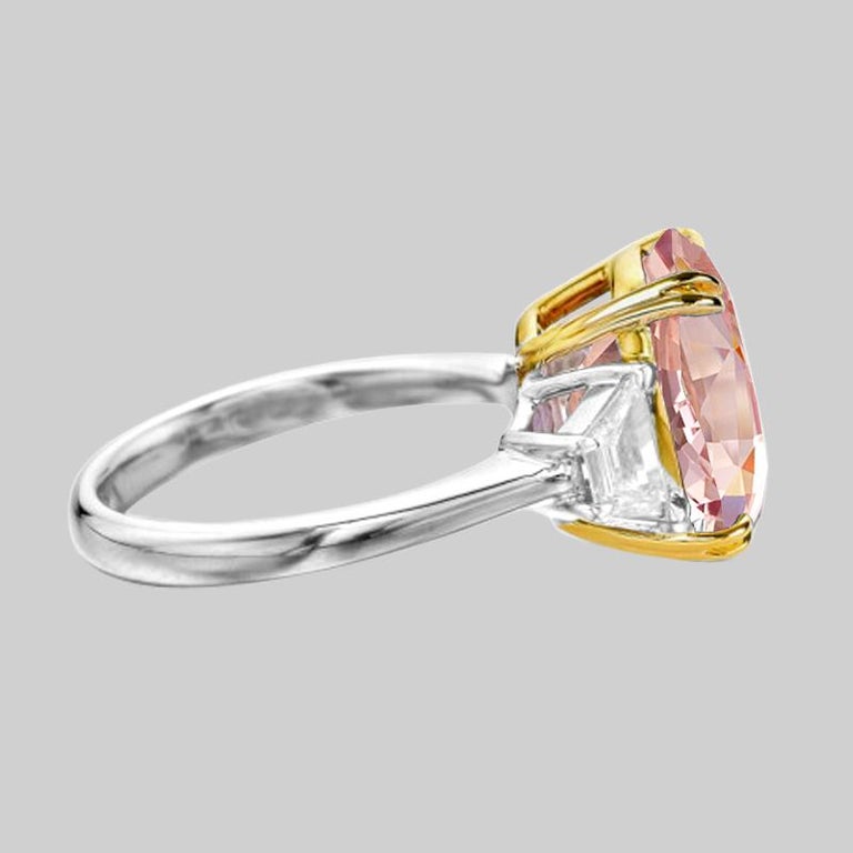 Modern GRS Certified Padparadscha Orange Pink 4.80 Carat Oval Solitaire Ring For Sale