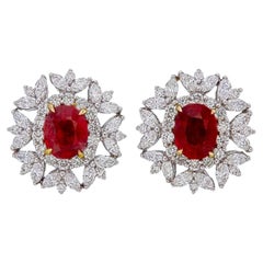 Orecchino con diamante e rubino di Birmania senza calore 2.09 certificato GRS con sangue di piccione