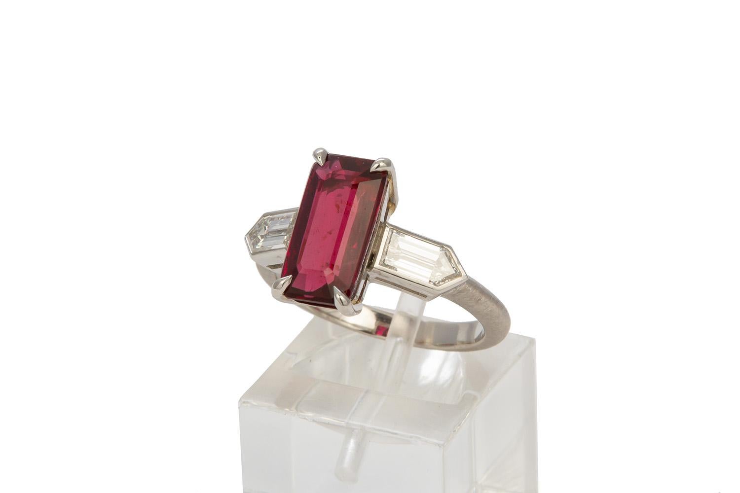 Emerald Cut GRS Certified Platinum Pigeon Blood Ruby and Diamond Ring 4.00 Carat