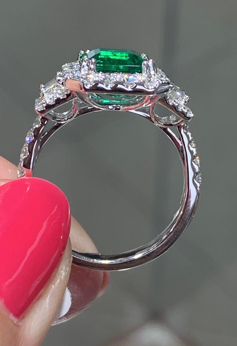 Modern GRS Certified Statement 2.50ct Zambian Emerald, Cut Emerald & Diamond Ring For Sale