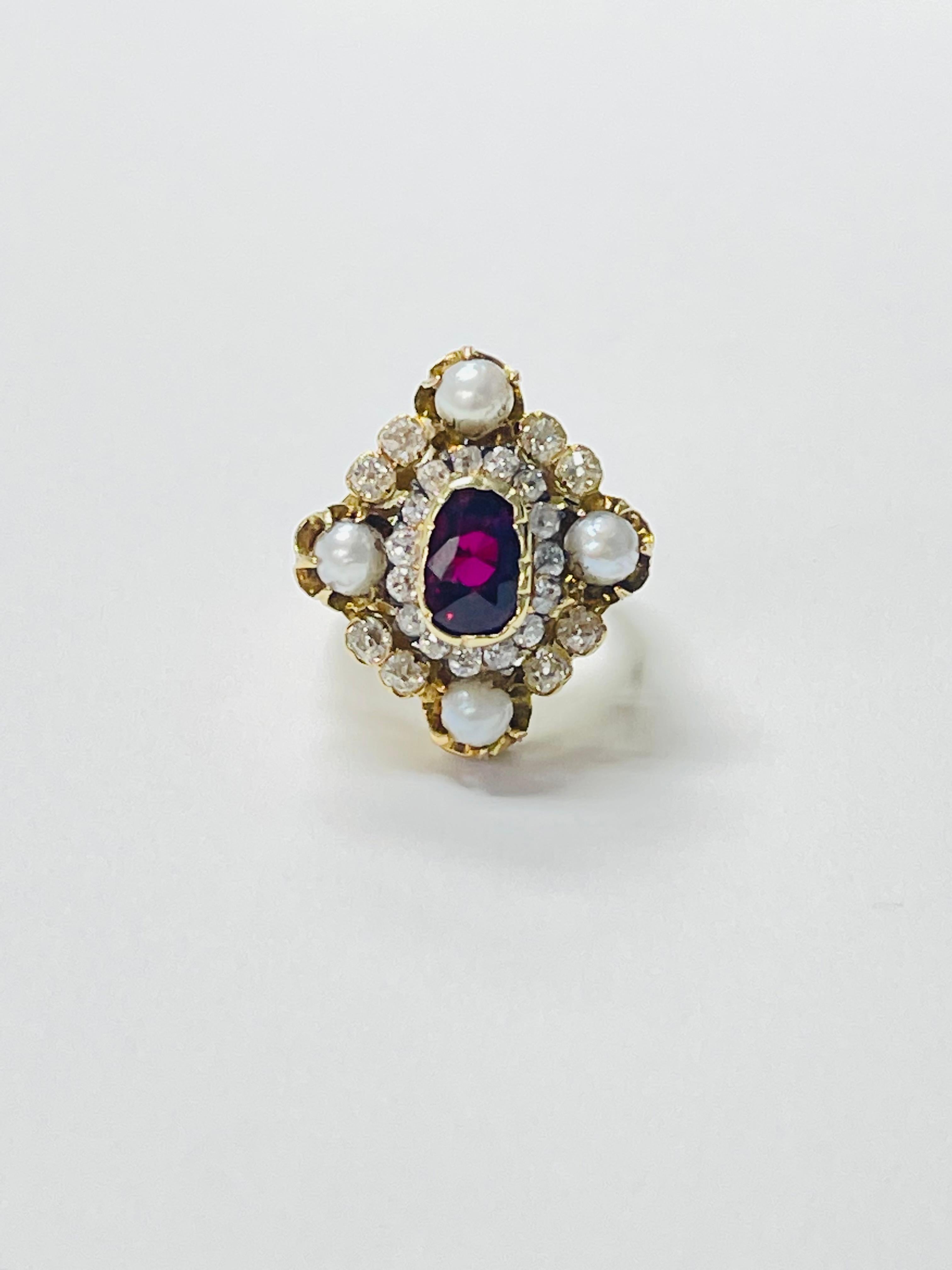 GRS Certified Vintage Thai Ruby, Pearl and Diamond Ring in 18k Yellow Gold In Excellent Condition For Sale In New York, NY