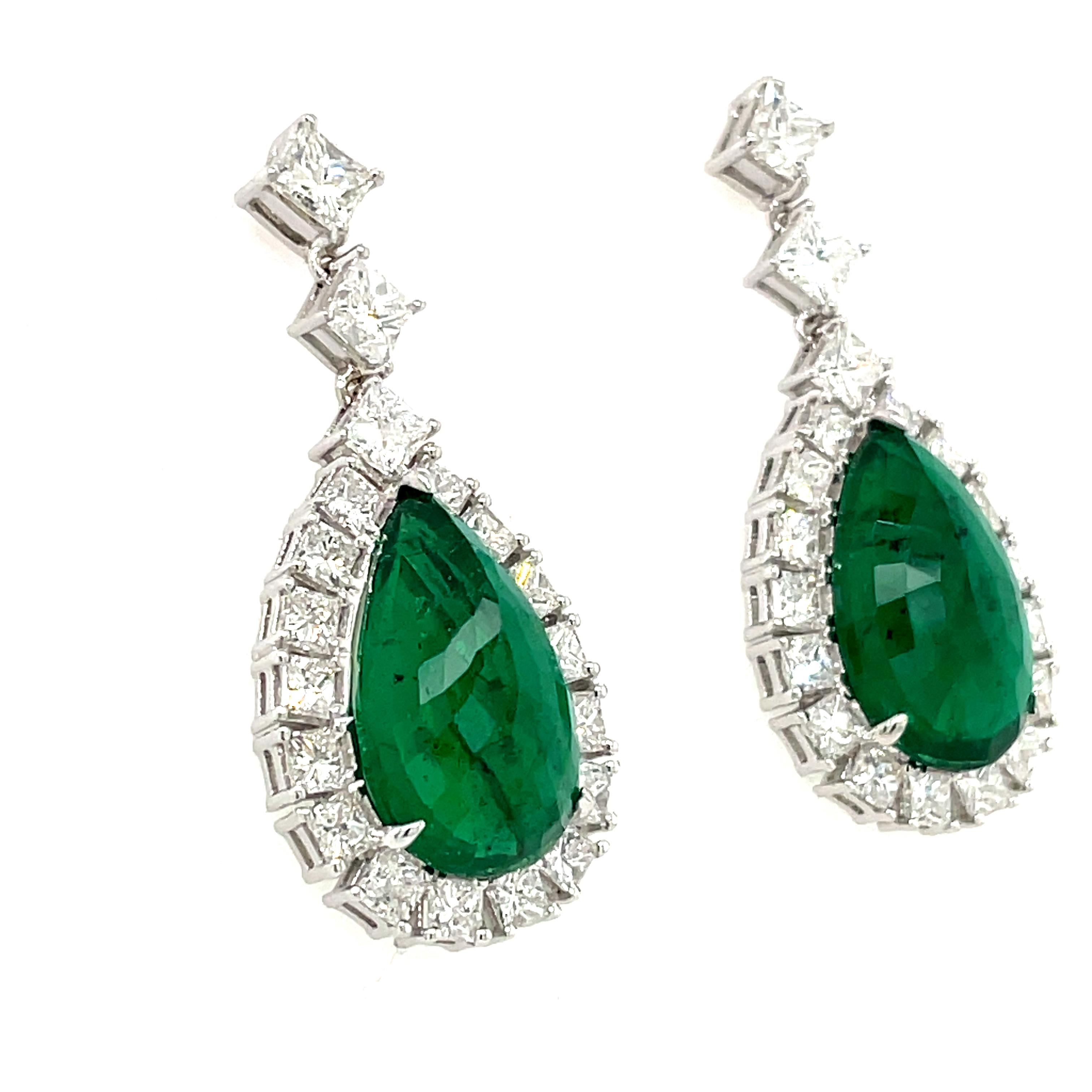 Women's GRS Certified Zambian Pear-Shaped Emerald Cts 10.85 Princess-Cut Diamond Earring For Sale