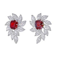 Boucles d'oreilles certifiées GRS 4.06 carats rubis birman, sang de pigeon et diamant en 18K WG