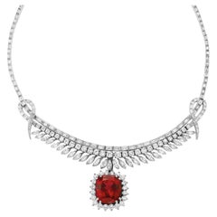 GRS Ct. 4 Ct. Collier choker du Mozambique en rubis et diamants taille coussin