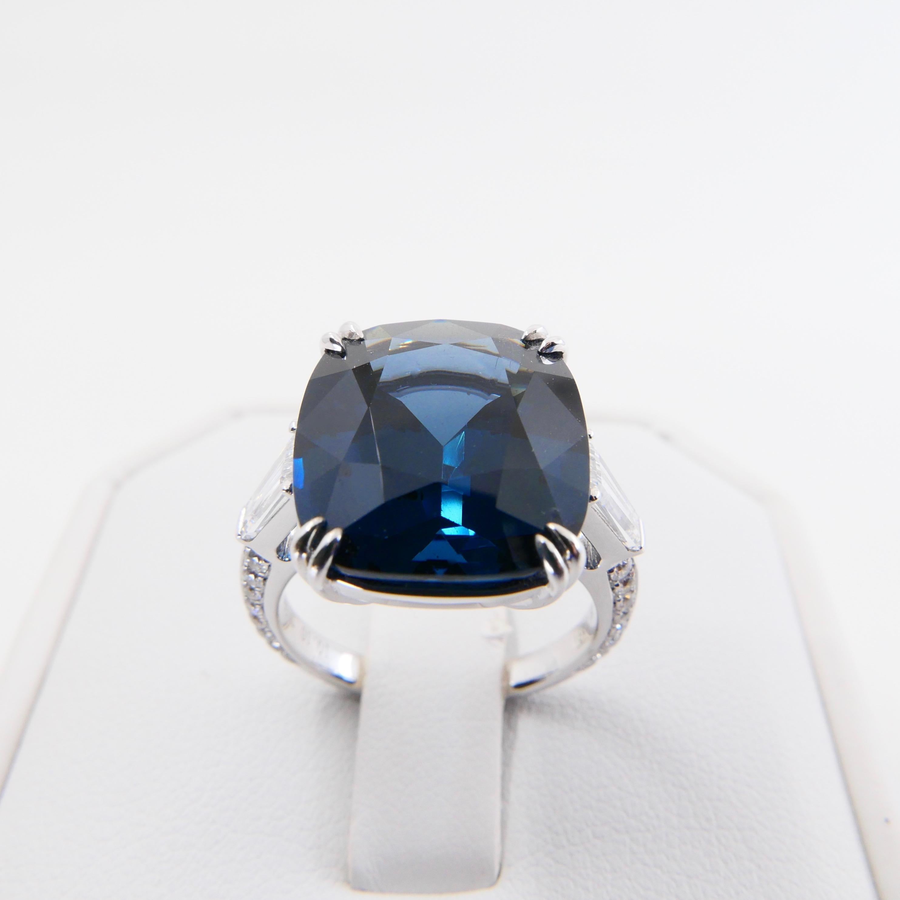 Important Certified 10.10 Carat Cobalt Spinel Diamond Cocktail Ring. Exquisite. 5
