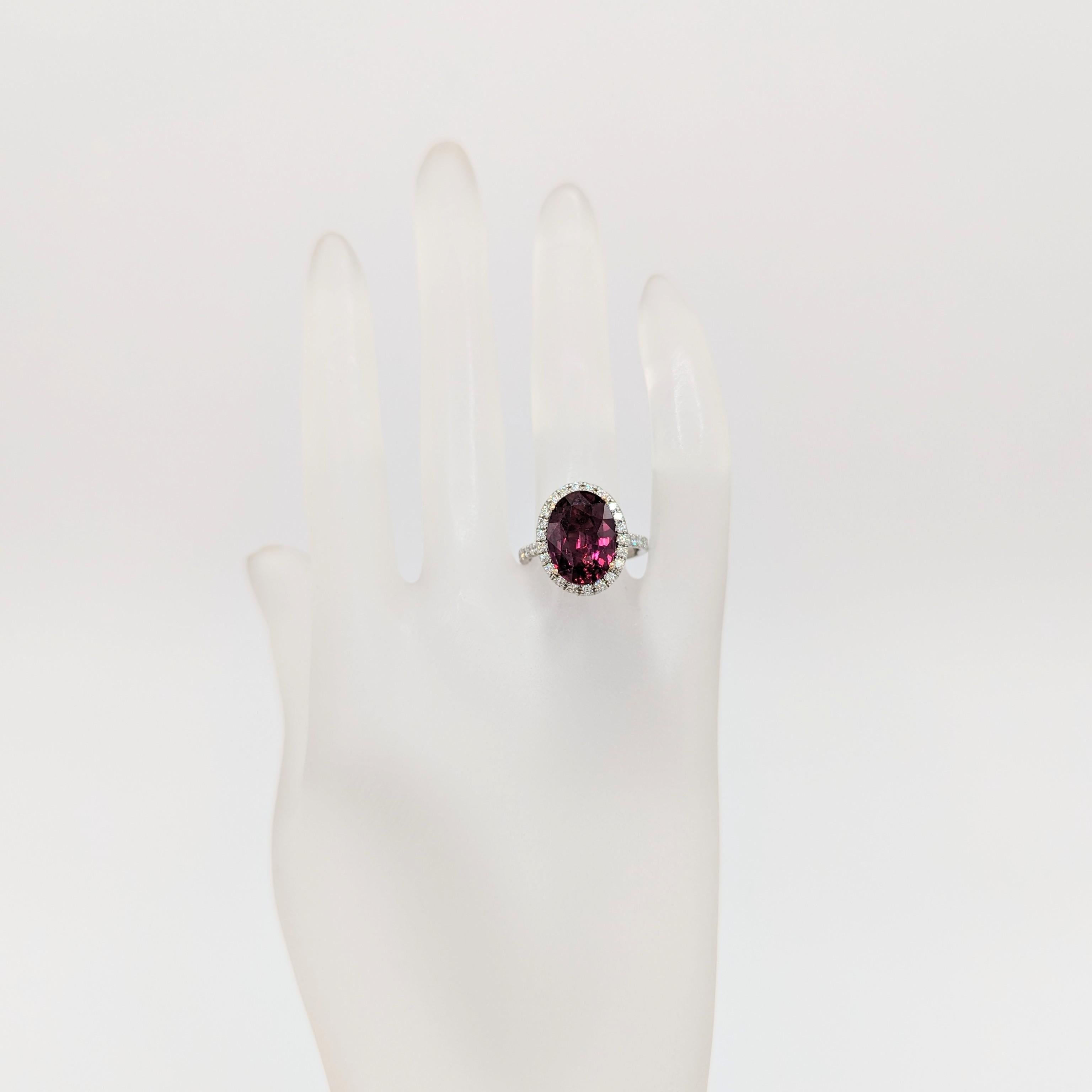 Oval Cut GRS Madagascar Purplish Red Ruby and Diamond Cocktail Ring in Platinum and 18k For Sale