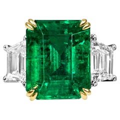 Vintage AGL Certified 6 Carat Vivid Green Emerald Ring Insignificant OIL