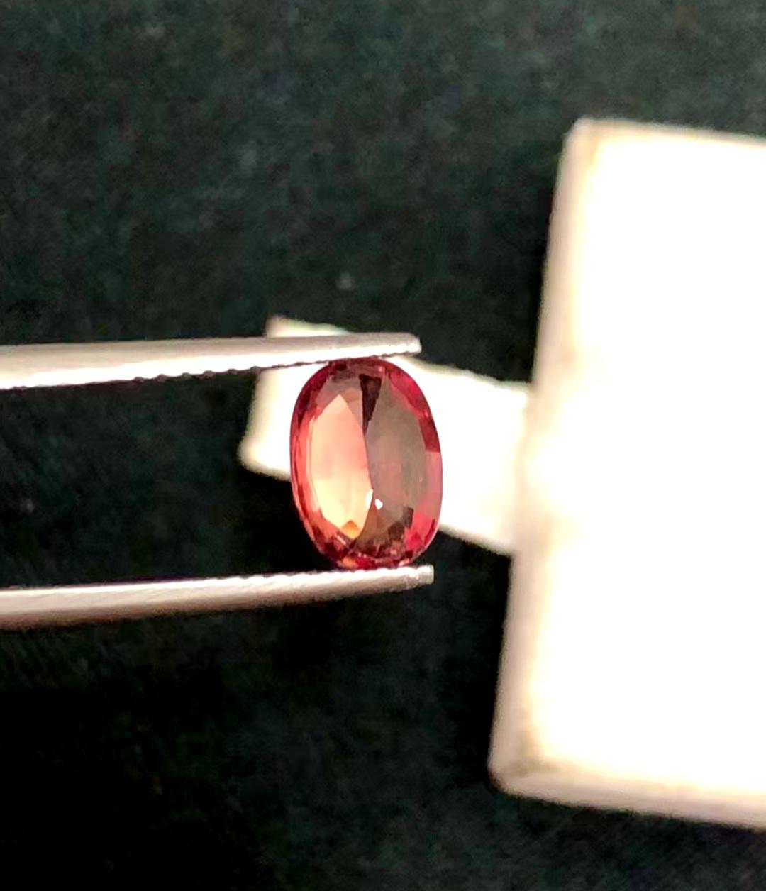 GRS Type Sunset Color Natural Padparadscha Sapphire 2.03 Carat In New Condition For Sale In บางรัก, TH