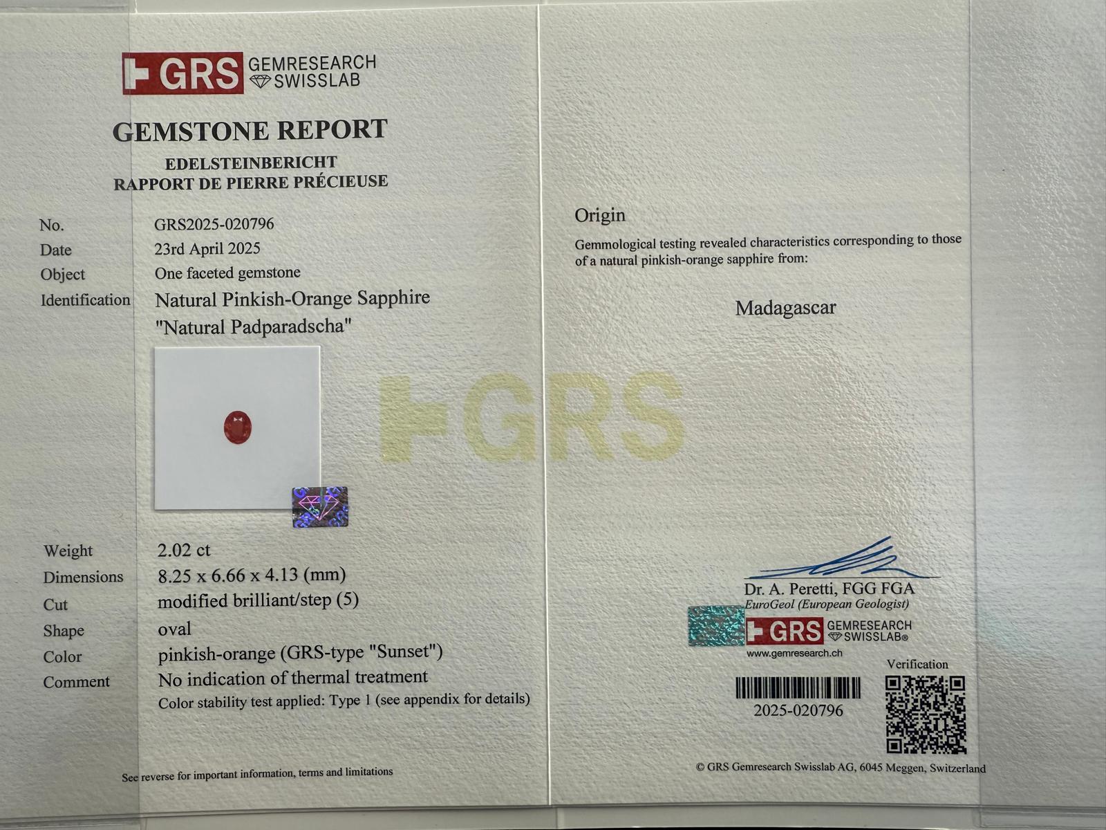 GRS Type Sunset Color Natural Untreated Padparadscha Sapphire 2.02 Carat In New Condition For Sale In บางรัก, TH