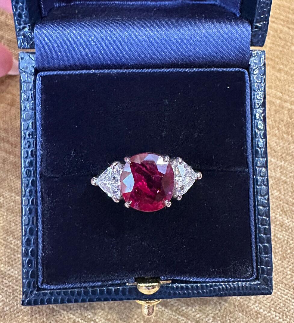 GRS, rubis taille coussin non chauffé de 4,04 carats en platine avec diamants en vente 4