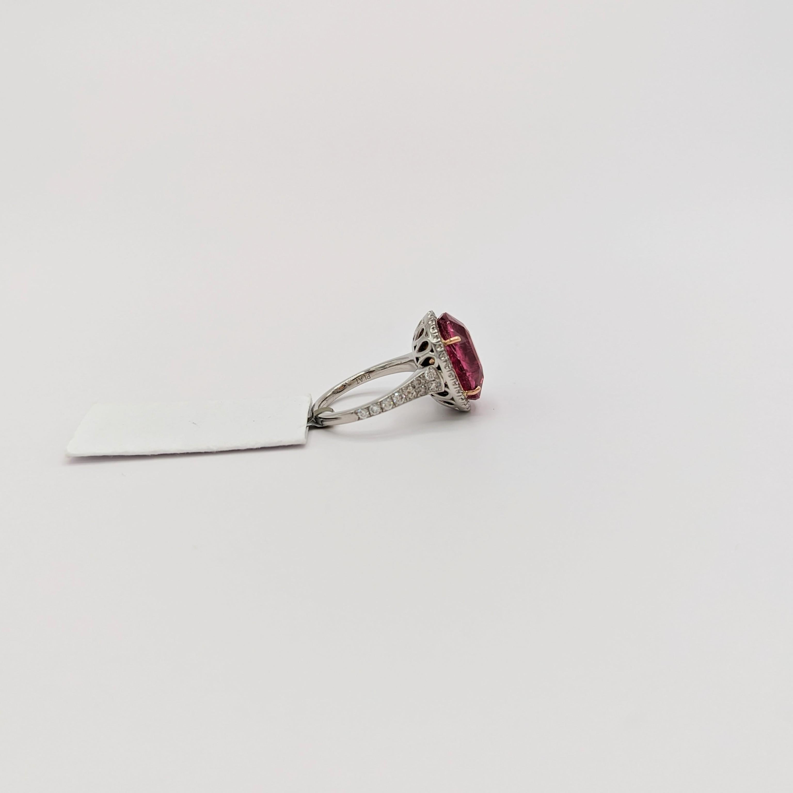 GRS Unheated Tanzanian Pinkish red Spinel and White Diamond Cocktail Ring For Sale 2