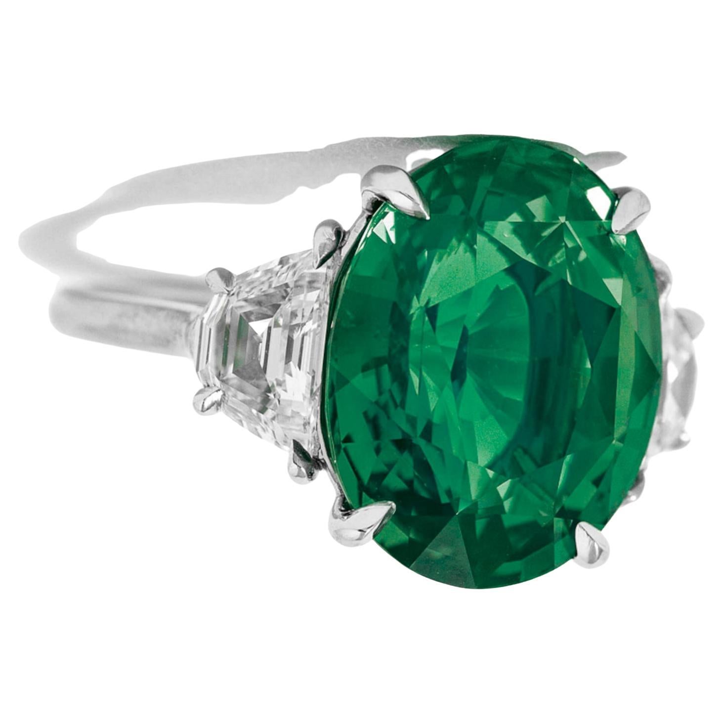 Smeraldo naturale di dimensioni considerevoli (5.57ct)

- Alta qualità!

- Certificato GRS

- Fantastico colore verde vivo!

- Occhi puliti

- Cuscino molto ben tagliato. Brillantezza vivace!