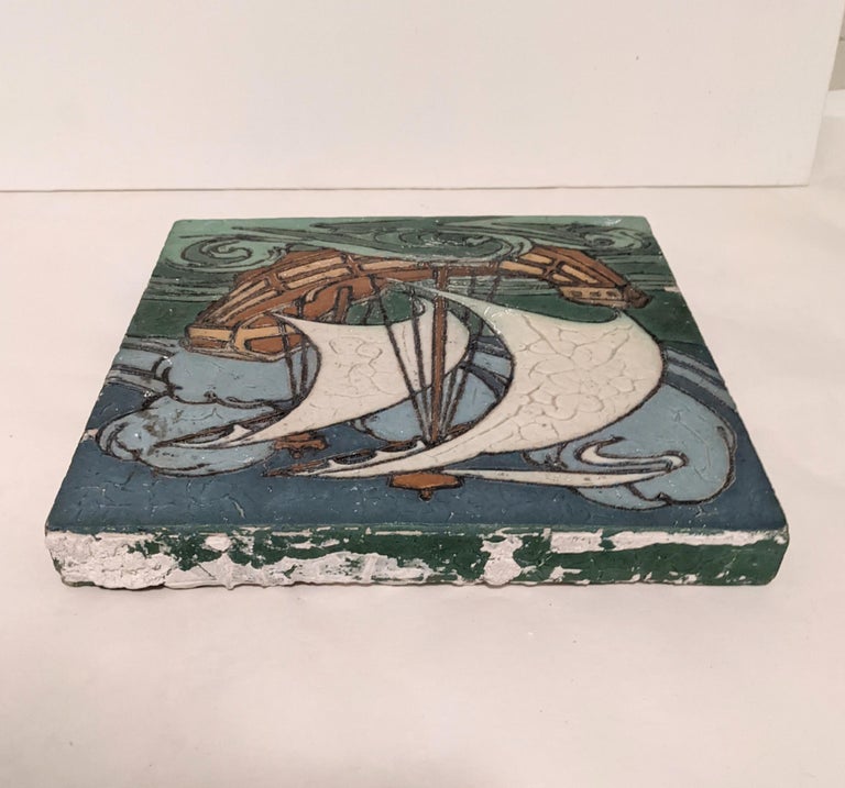 Grueby Viking Ship Earthenware Tile In Excellent Condition For Sale In Riverdale, NY