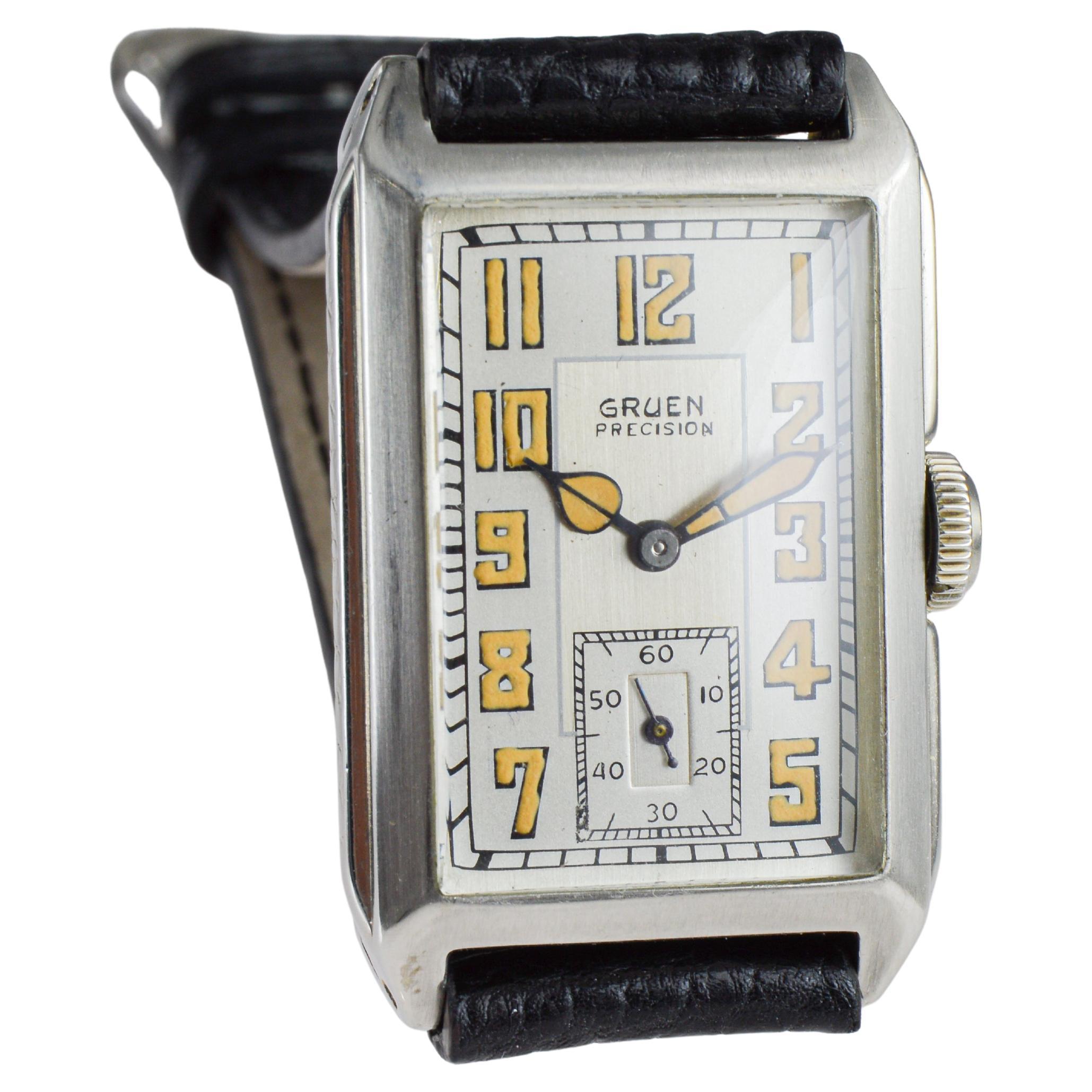 Orologio Art Deco di Gruen in oro massiccio 14k con quadrante originale di fabbrica, circa 1931 in vendita 3