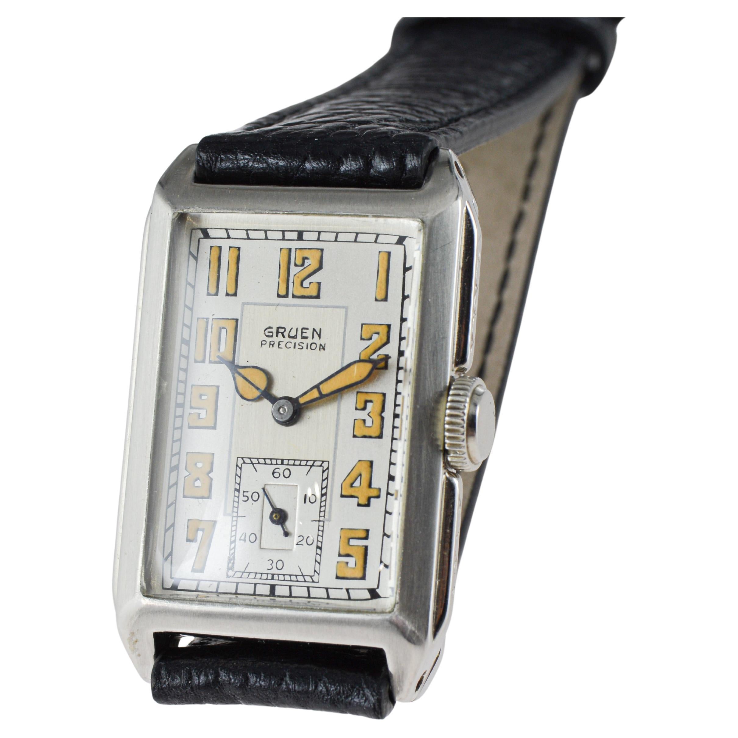 Orologio Art Deco di Gruen in oro massiccio 14k con quadrante originale di fabbrica, circa 1931 in vendita 4