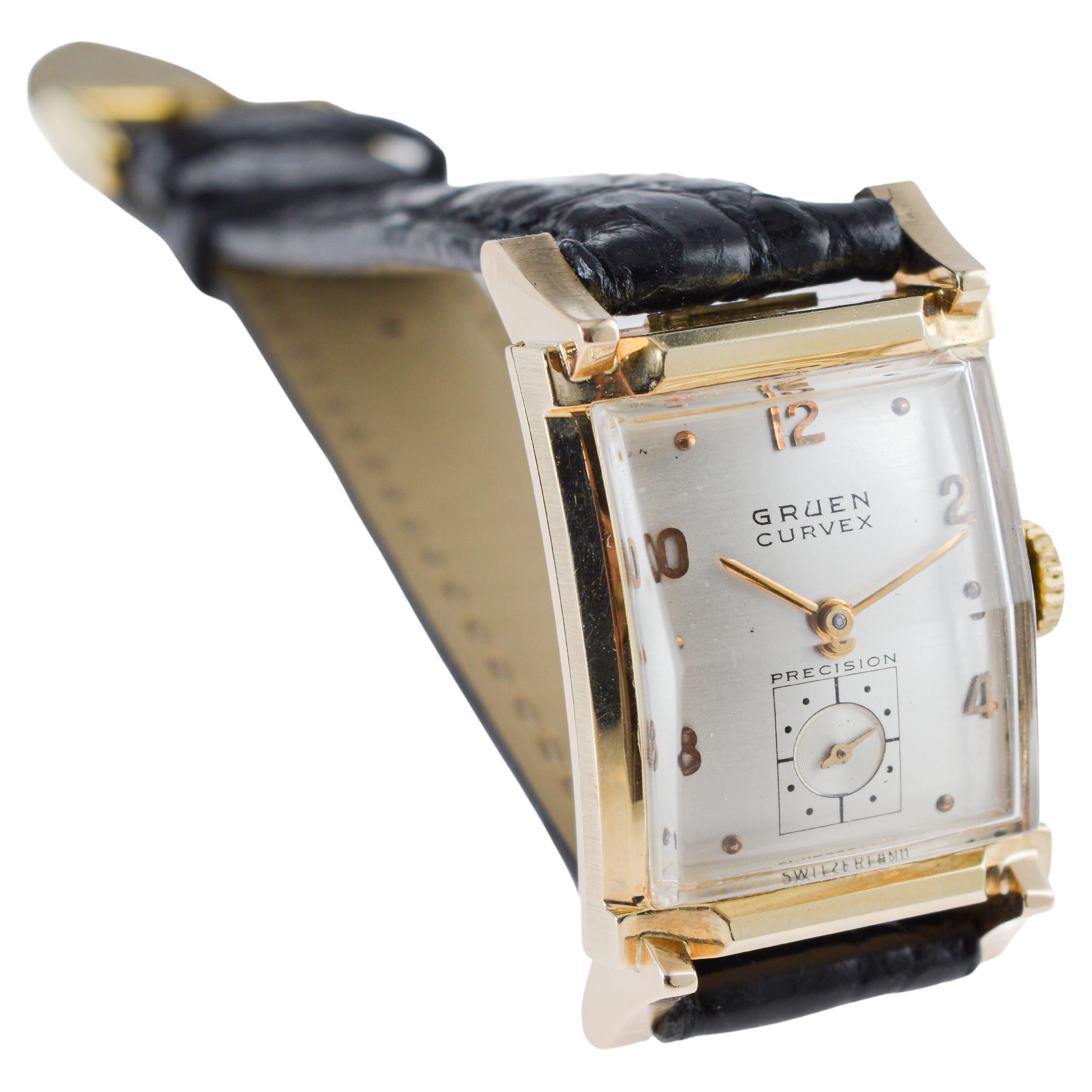 Gruen Orologio Art Deco in oro massiccio 14Kt con scatola originale circa 1940 in vendita 7