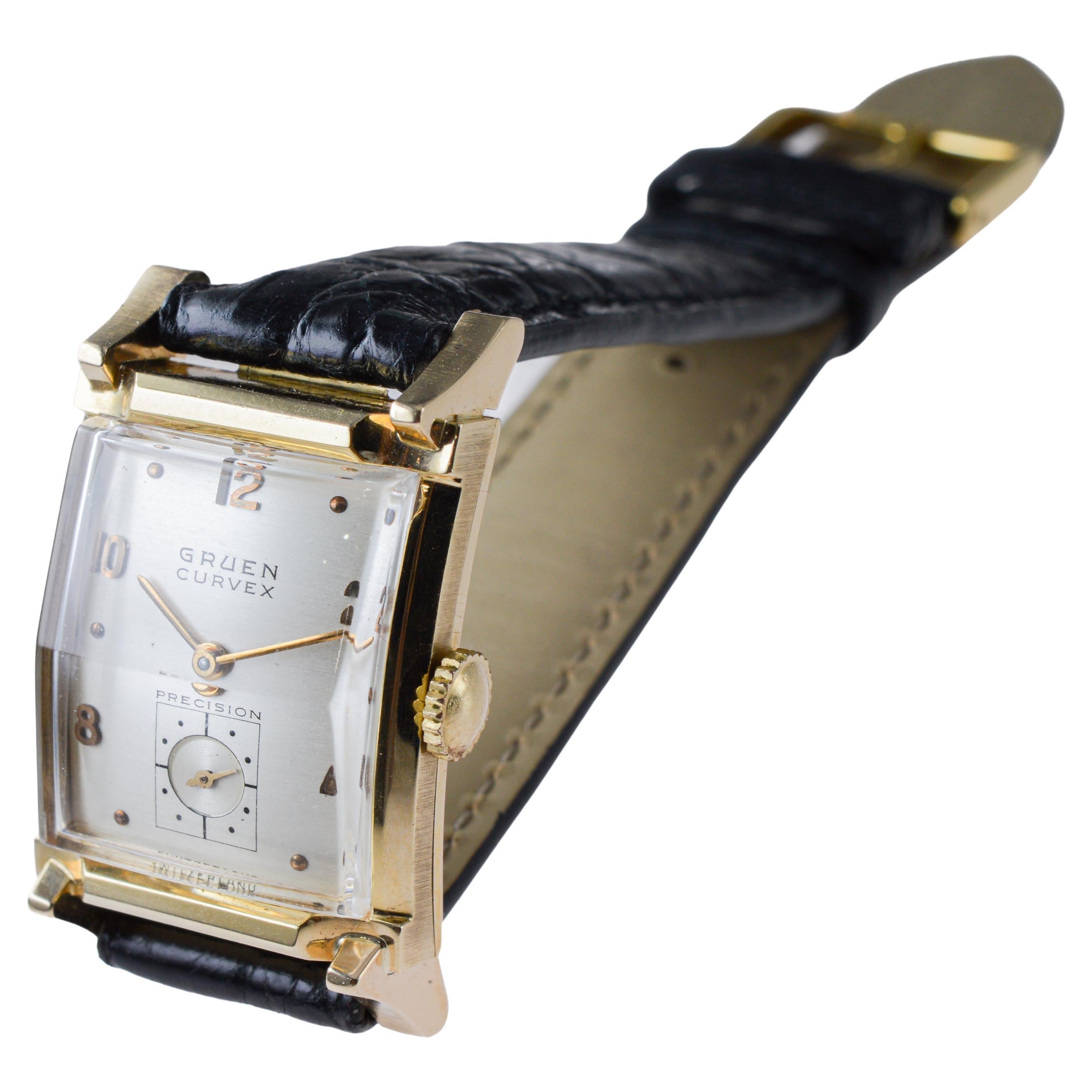 Gruen Orologio Art Deco in oro massiccio 14Kt con scatola originale circa 1940 in vendita 9