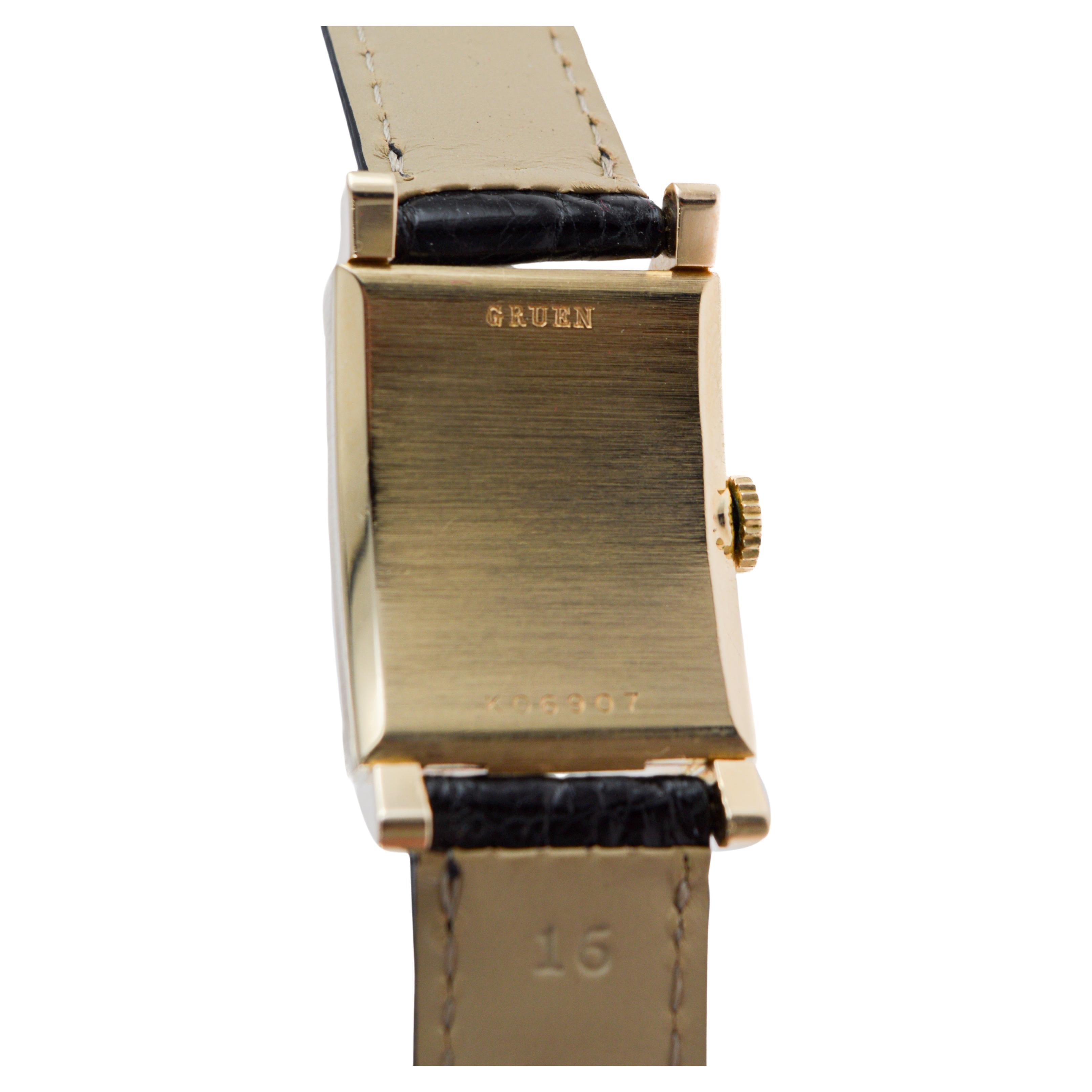 Gruen Orologio Art Deco in oro massiccio 14Kt con scatola originale circa 1940 in vendita 12