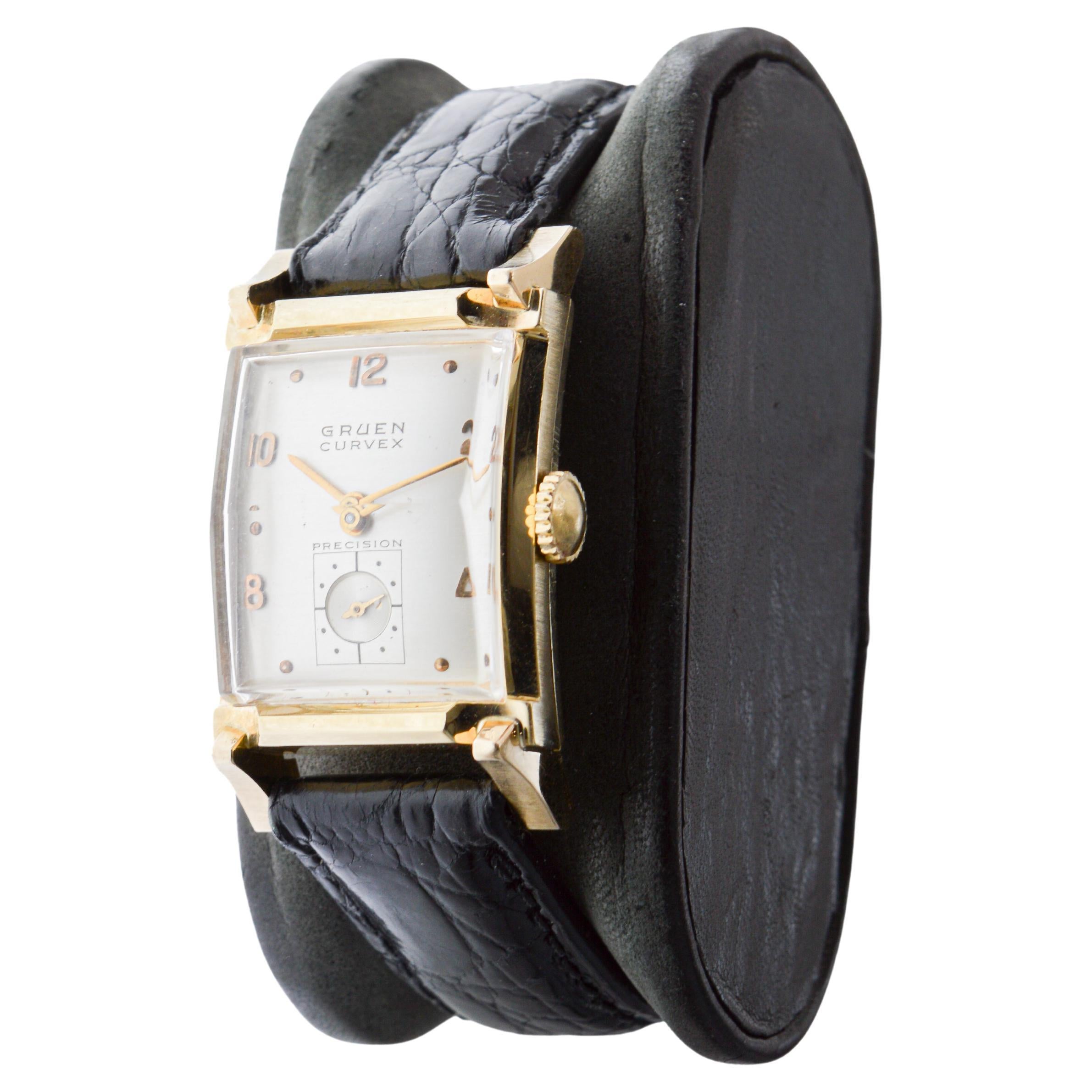 Gruen Orologio Art Deco in oro massiccio 14Kt con scatola originale circa 1940 in vendita 4