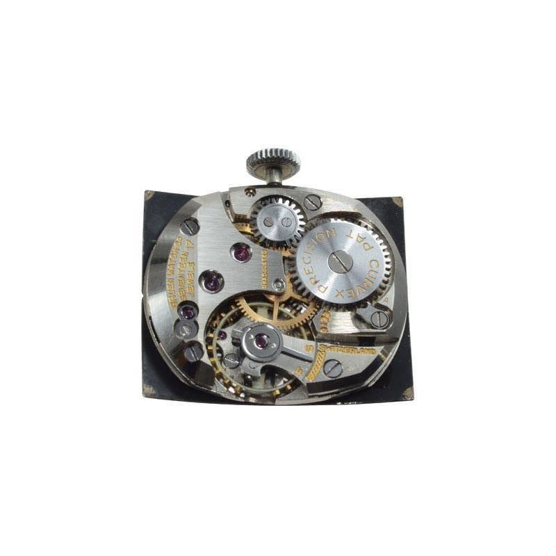 Gruen 14 Karat White Gold Art Deco Styled Curvex Tank Style Watch, circa 1940s For Sale 4