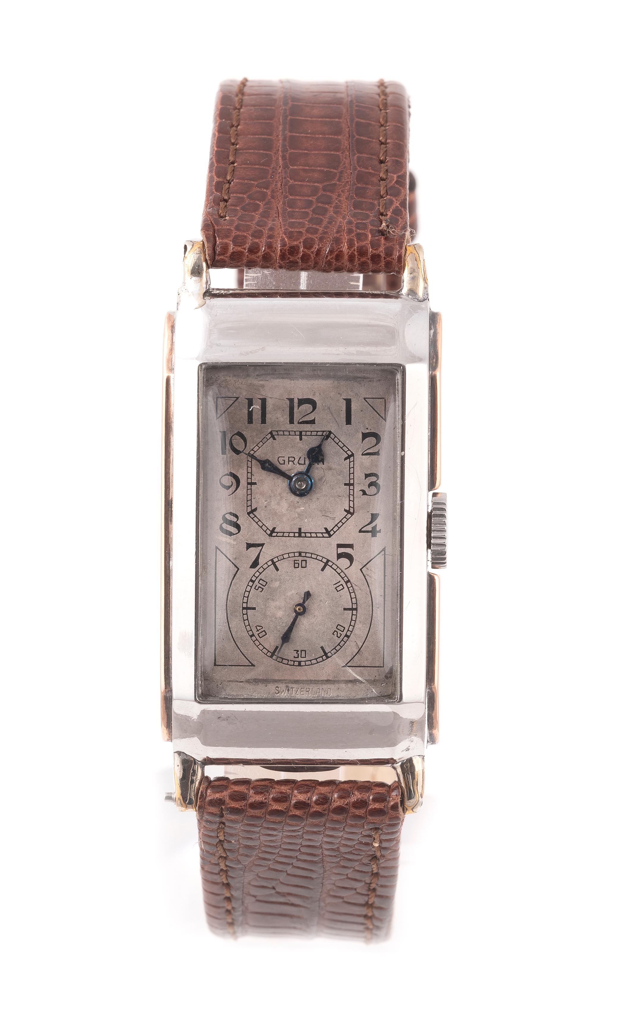 Gruen Fine And Rare Rectangular Pink Gold And Stainless Steel Wristwatch 1930's In Excellent Condition In Firenze, IT
