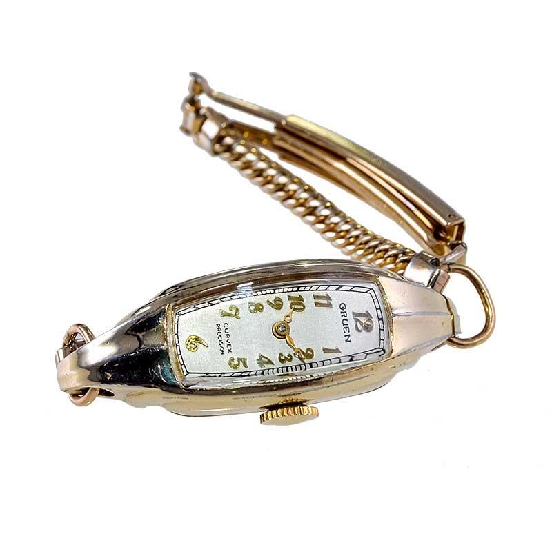 Gruen Bracelet art déco pour femme en forme de courbe, rempli d'or, d'époque, 1937 2