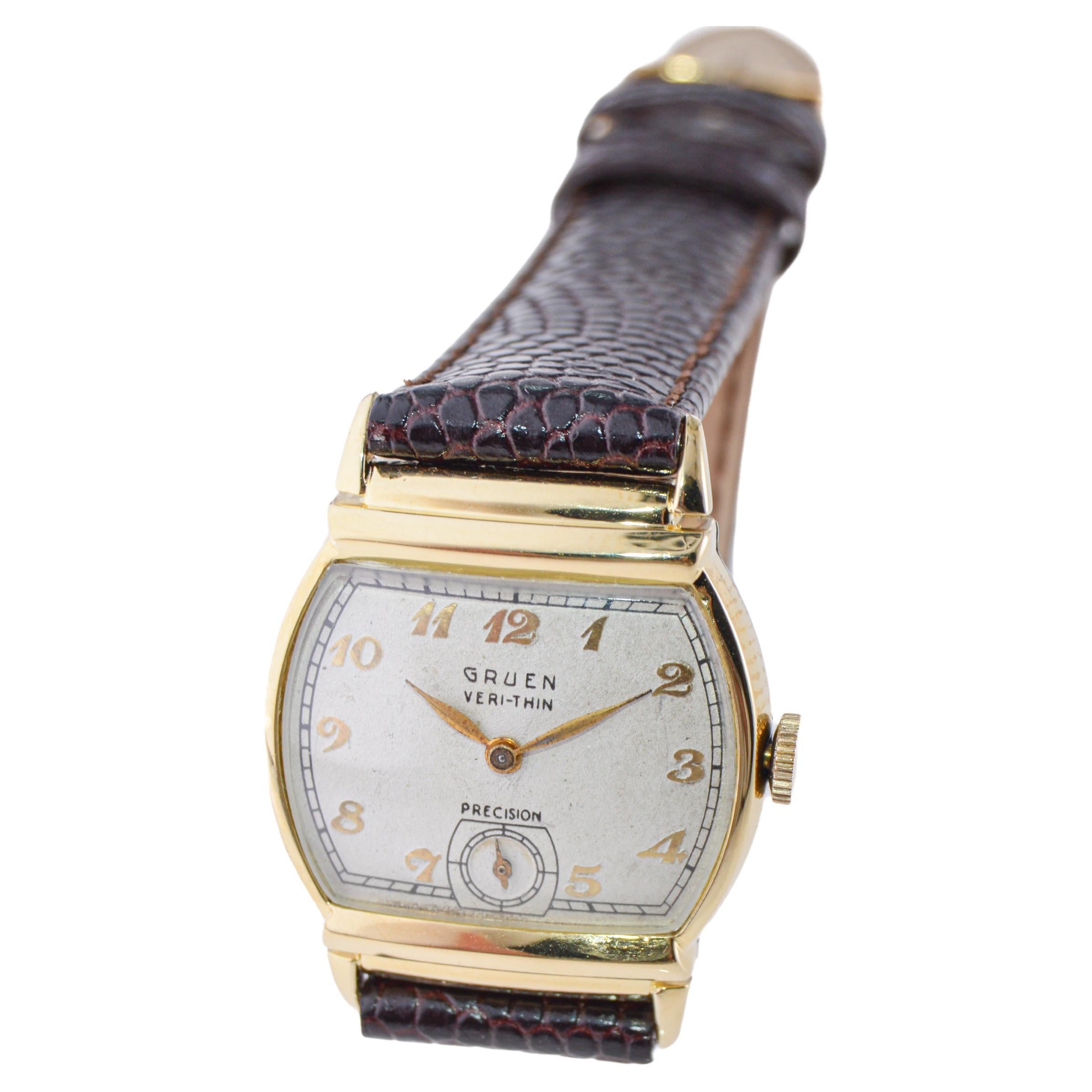 Gruen Gold Filled Art Deco Tortue Shaped Watch circa, 1940's with Original Dial In Excellent Condition In Long Beach, CA