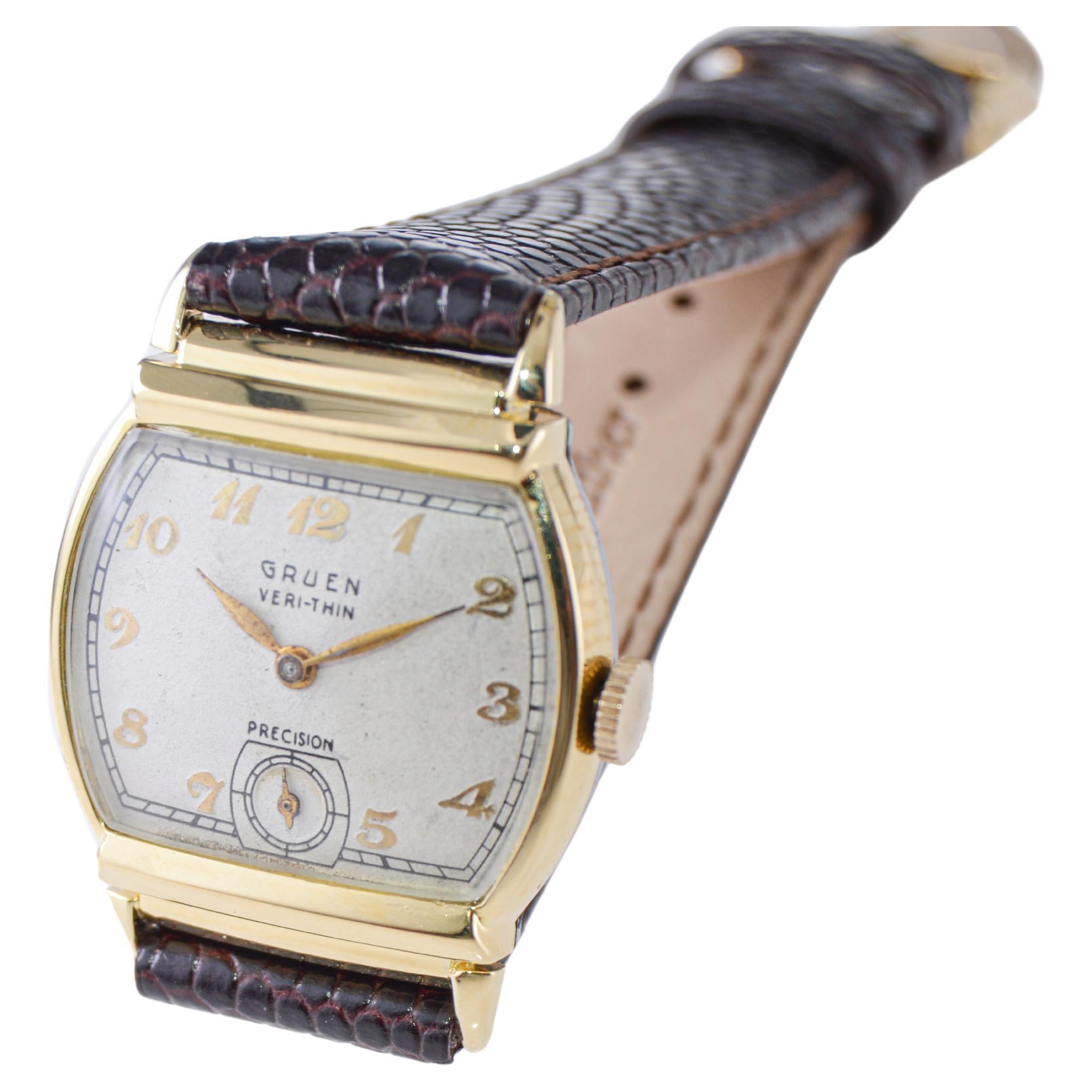Women's or Men's Gruen Gold Filled Art Deco Tortue Shaped Watch circa, 1940's with Original Dial