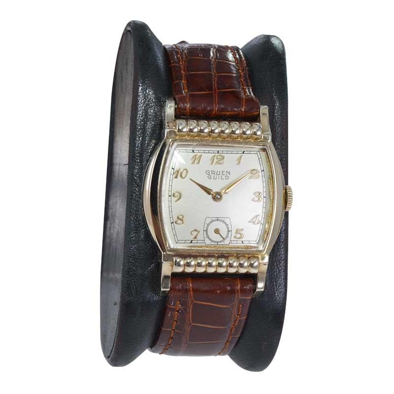 FACTORY / HOUSE: Gruen Watch Company
STYLE / REFERENCE: Art Deco / Reference 720 
METAL / MATERIAL: Yellow Gold Filled
CIRCA / YEAR: 1950
DIMENSIONS / SIZE: Length 38mm X Width 27mm
MOVEMENT / CALIBER: Manual Winding / 17 Jewels / Caliber 41`5
DIAL