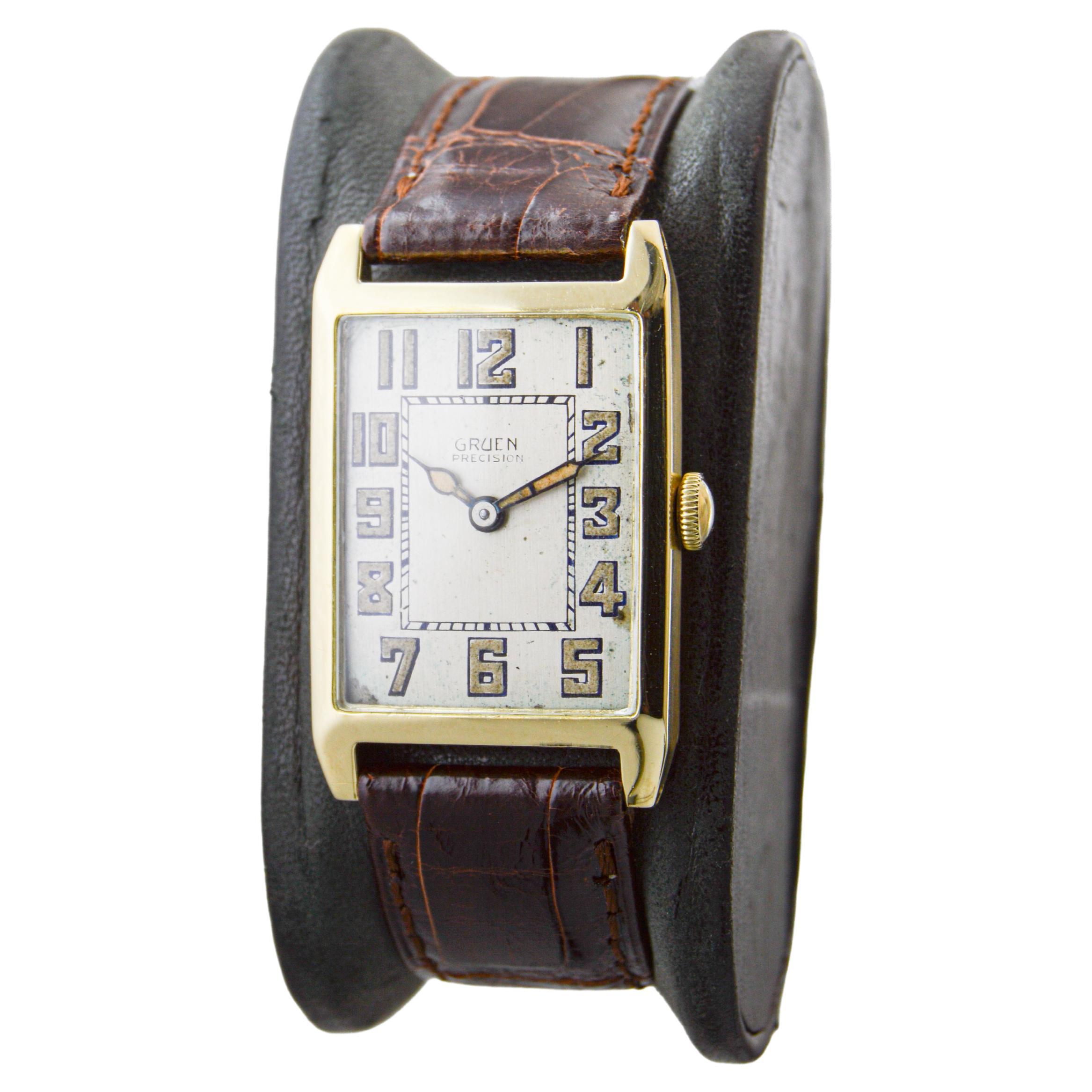 Gruen Rare 14Kt Art Deco Tank Style Watch with Original Dial from 1930  In Excellent Condition For Sale In Long Beach, CA