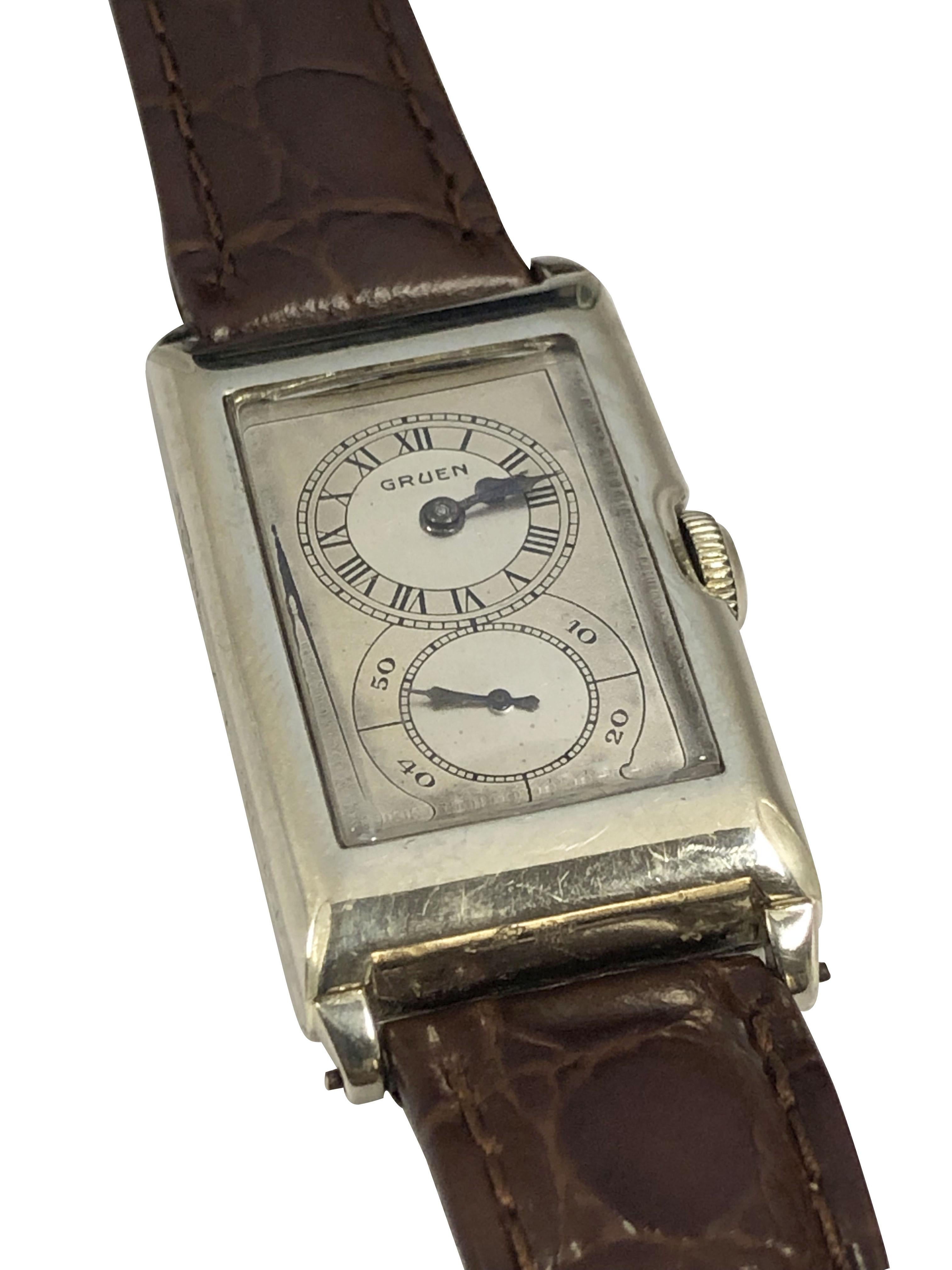 Gruen Techni Quadron 1930s Doctors Duo Dial Wrist Watch In Excellent Condition For Sale In Chicago, IL