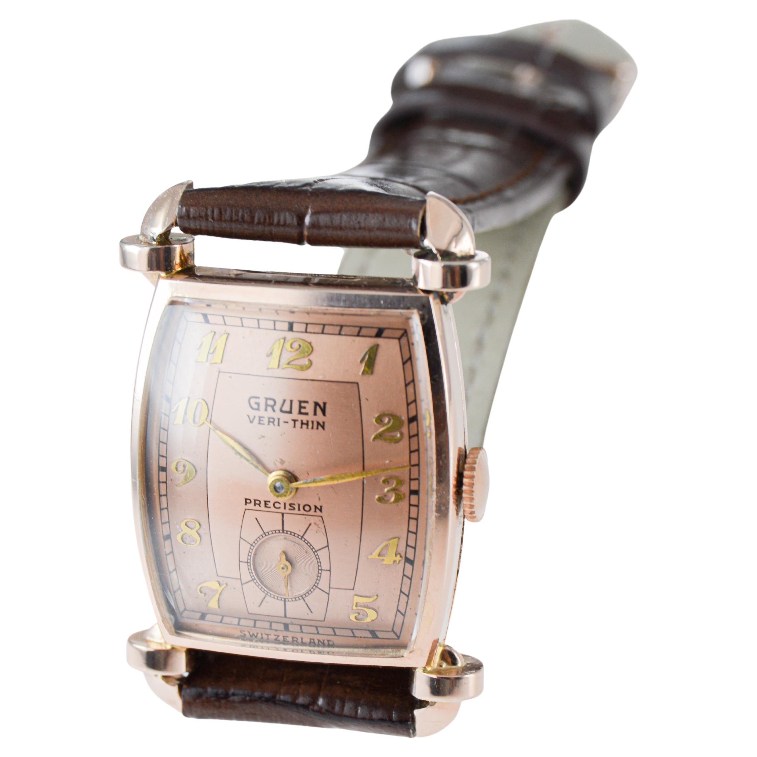 Rarissimo orologio Art Deco in oro rosa di Gruen del 1940 circa con quadrante originale in vendita 7