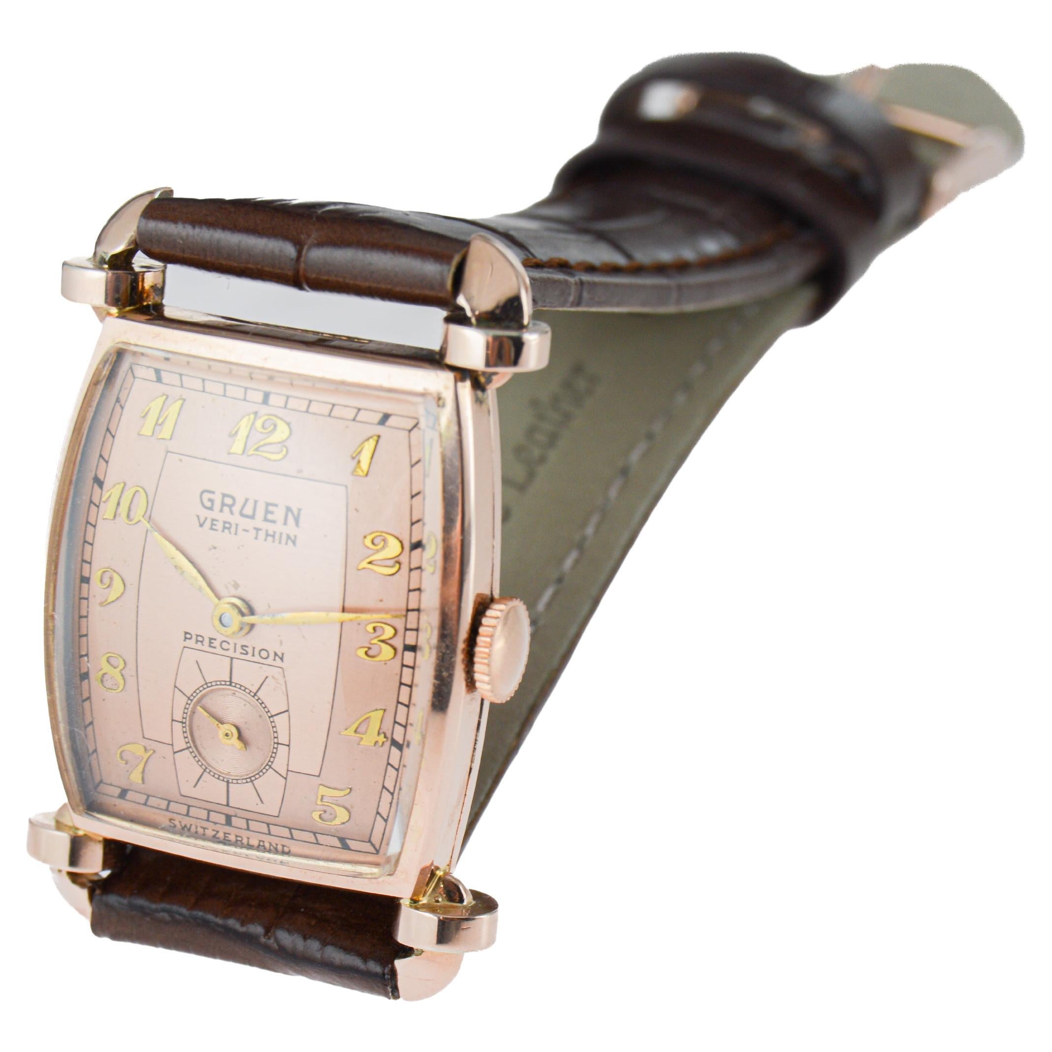 Rarissimo orologio Art Deco in oro rosa di Gruen del 1940 circa con quadrante originale in vendita 8