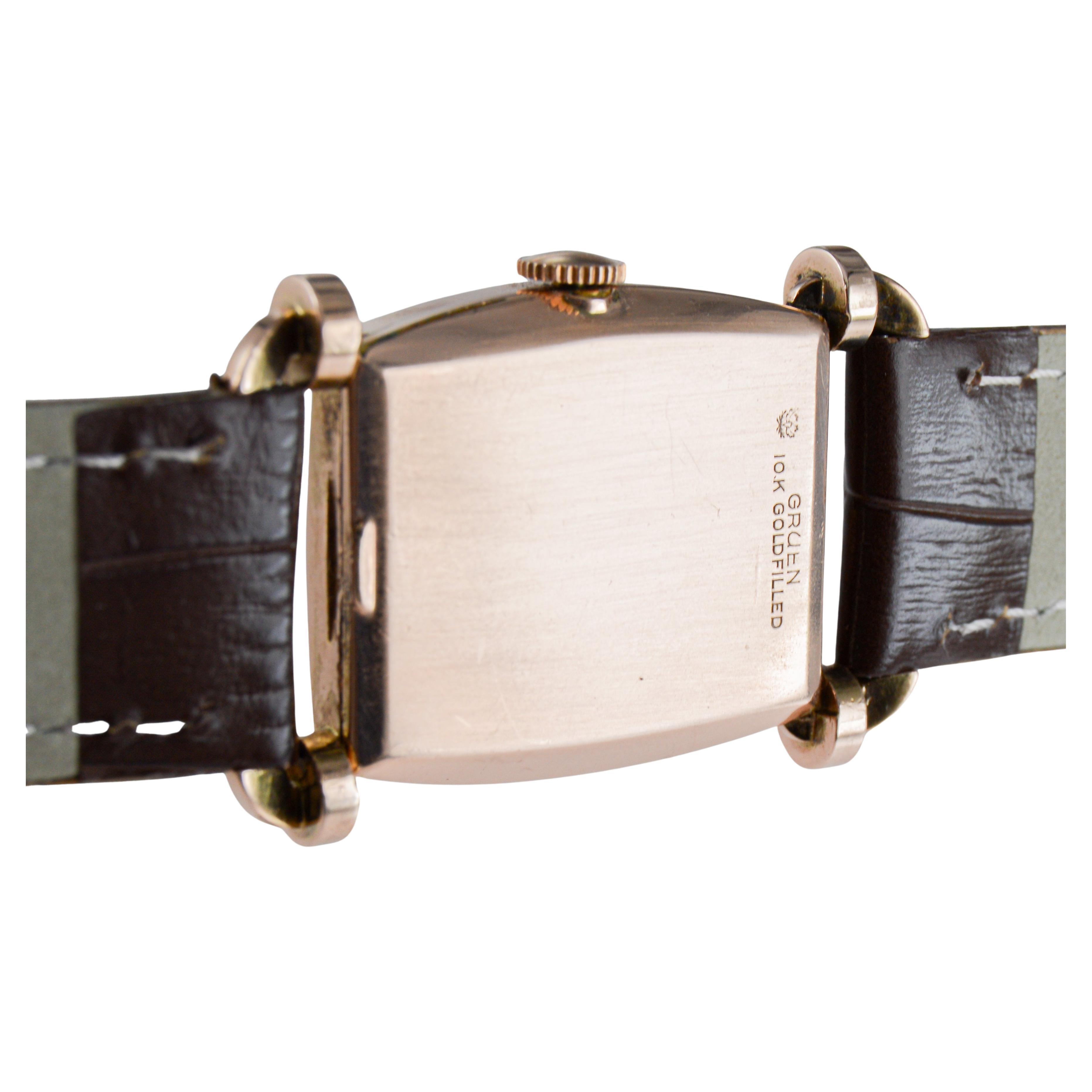 Rarissimo orologio Art Deco in oro rosa di Gruen del 1940 circa con quadrante originale in vendita 10