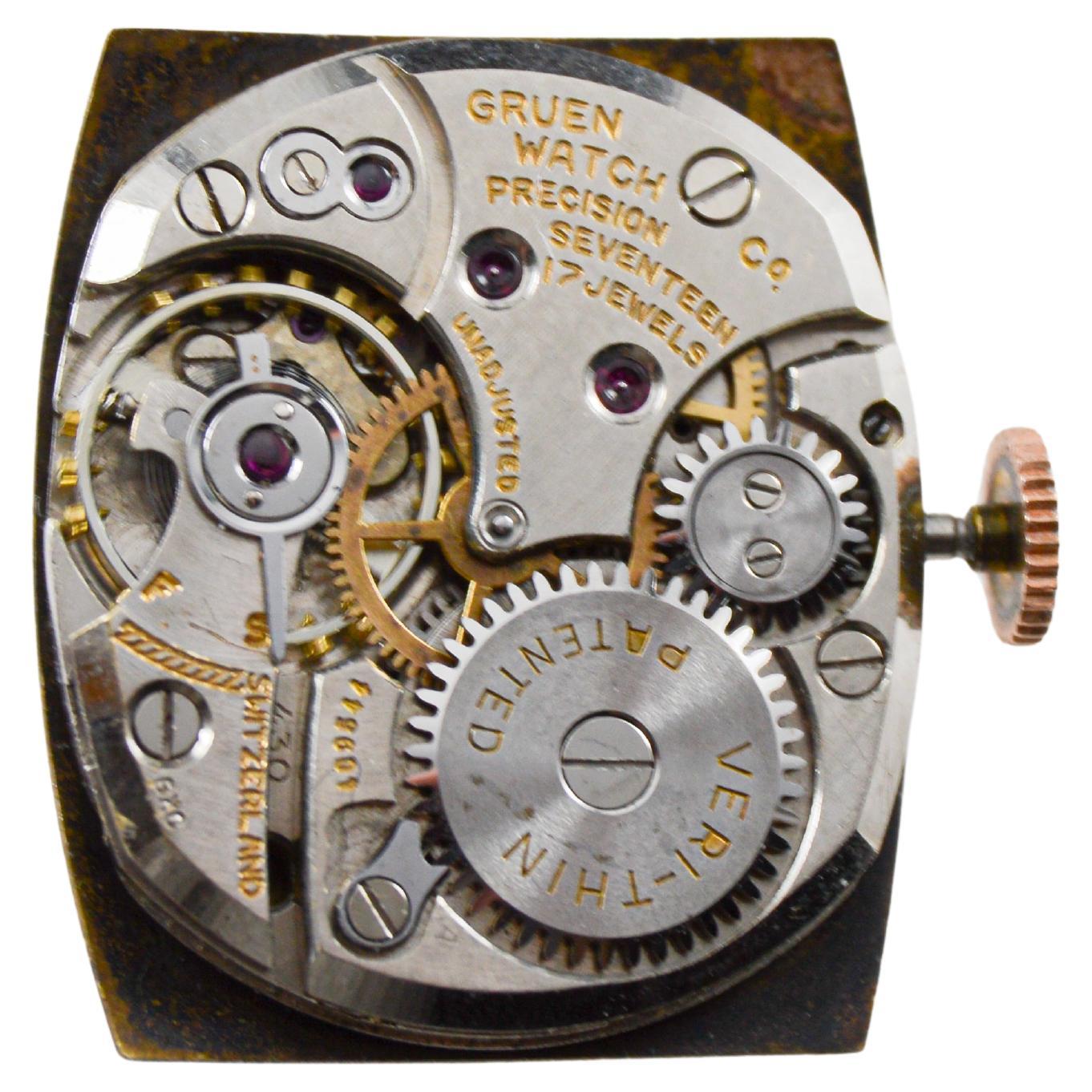 Rarissimo orologio Art Deco in oro rosa di Gruen del 1940 circa con quadrante originale in vendita 12