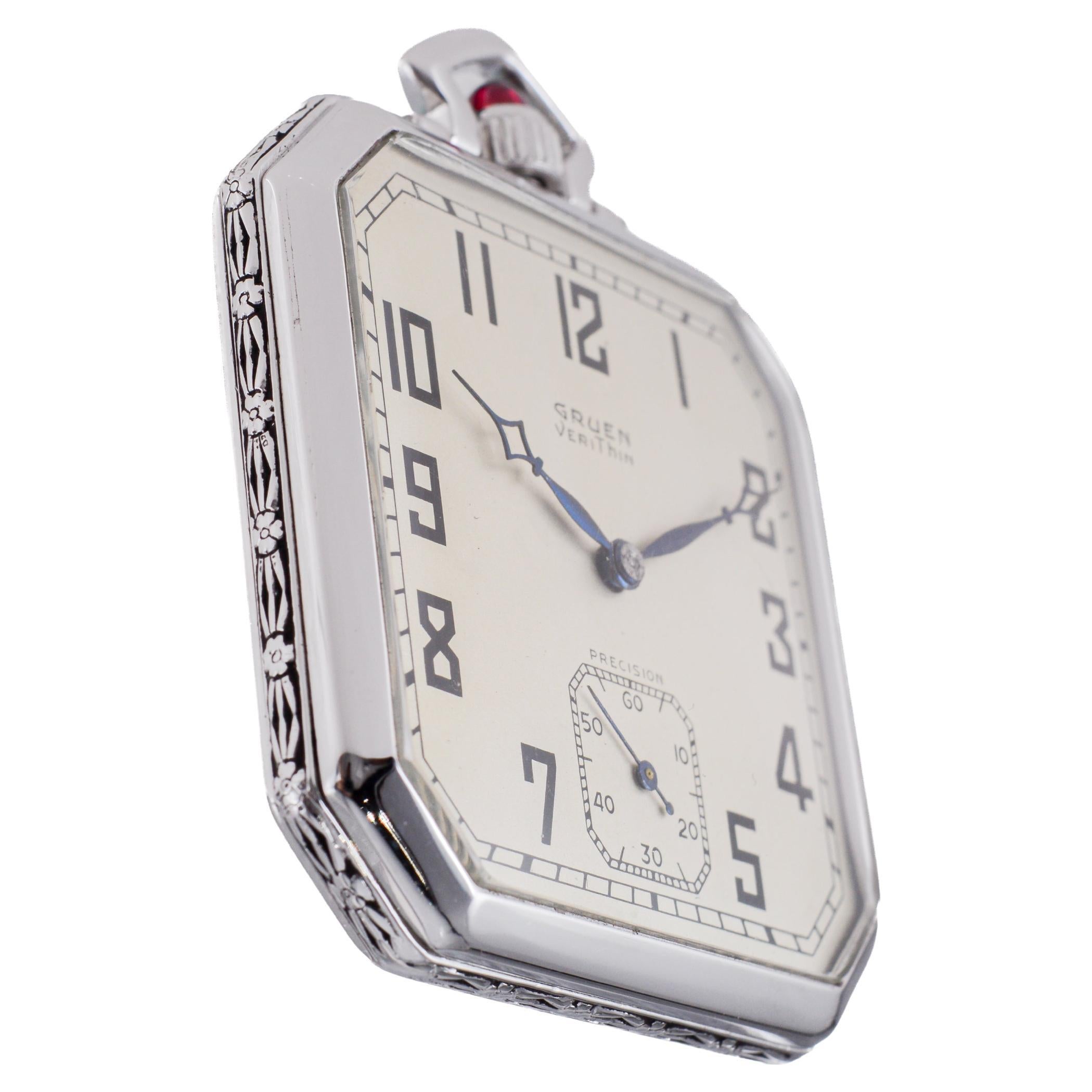 Gruen Weißgold gefüllt Art Deco Taschenuhr circa 1920er Jahre (Art déco) im Angebot
