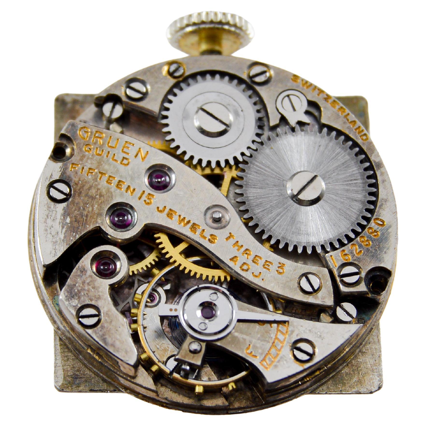 Orologio da serbatoio Art Deco in oro bianco di Gruen del 1925 circa con quadrante in argento 925 in vendita 13