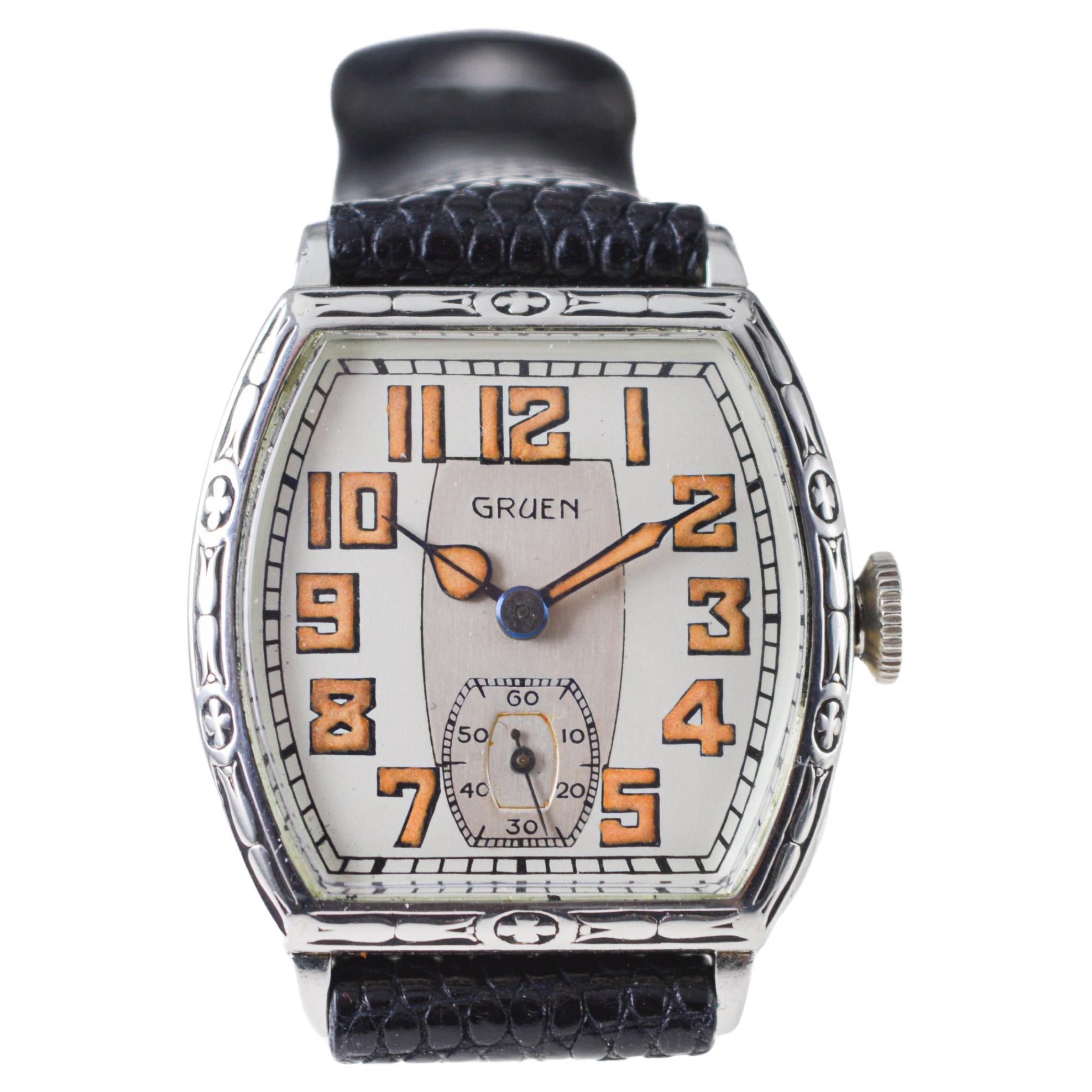 Gruen, montre Art déco en or blanc, circa 1925 en vente 6