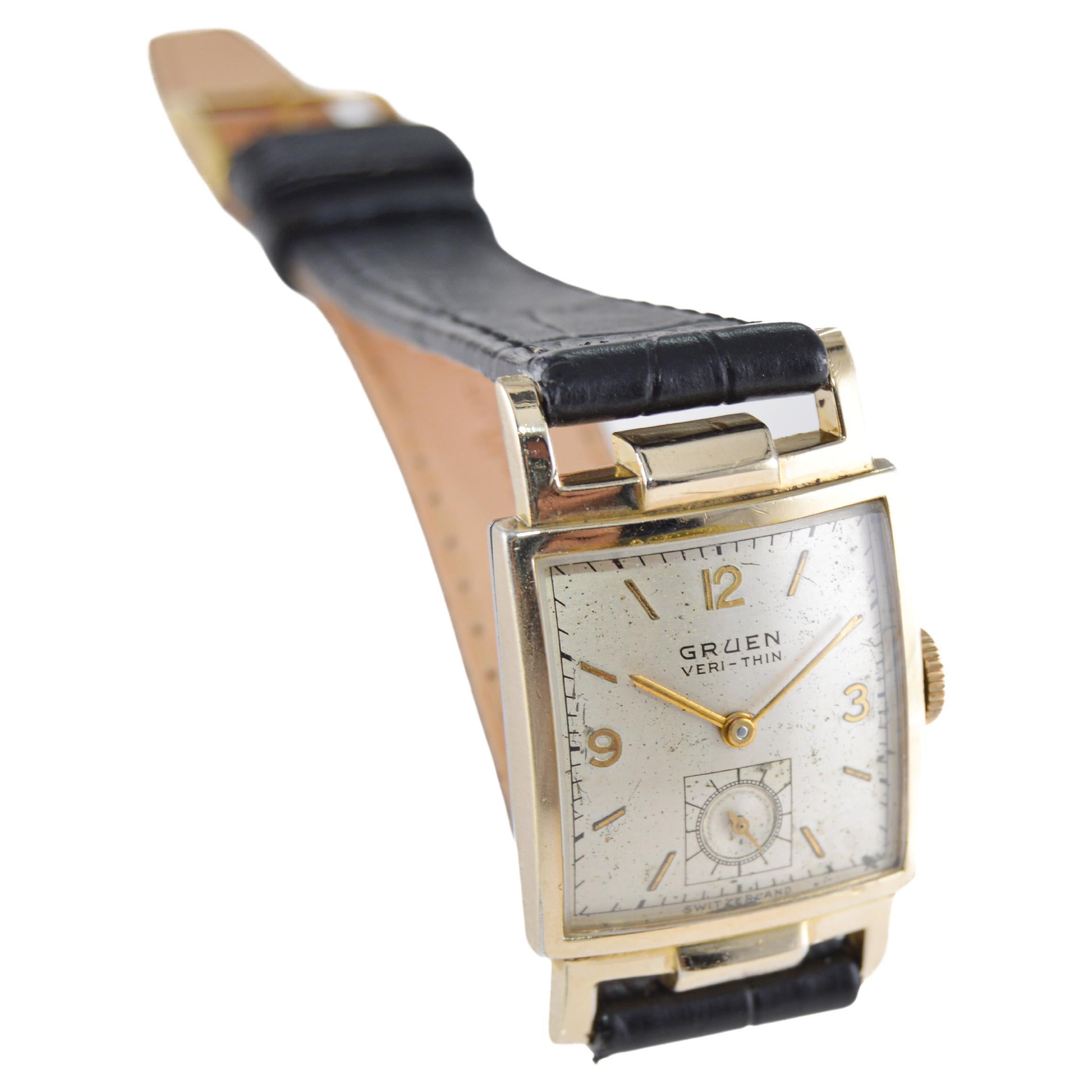 Gruen Yellow Gold Art Deco Tank Style watch with Original Dial from 1940's For Sale 1