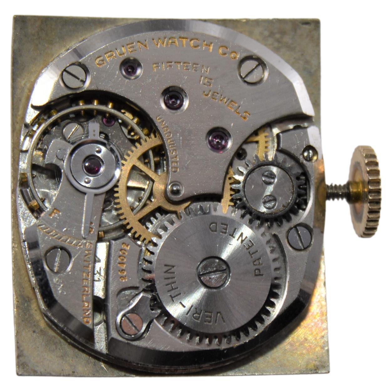 Gruen Yellow Gold Filled Art Deco Curvex Style Watch with Original Dial, 1940's For Sale 4