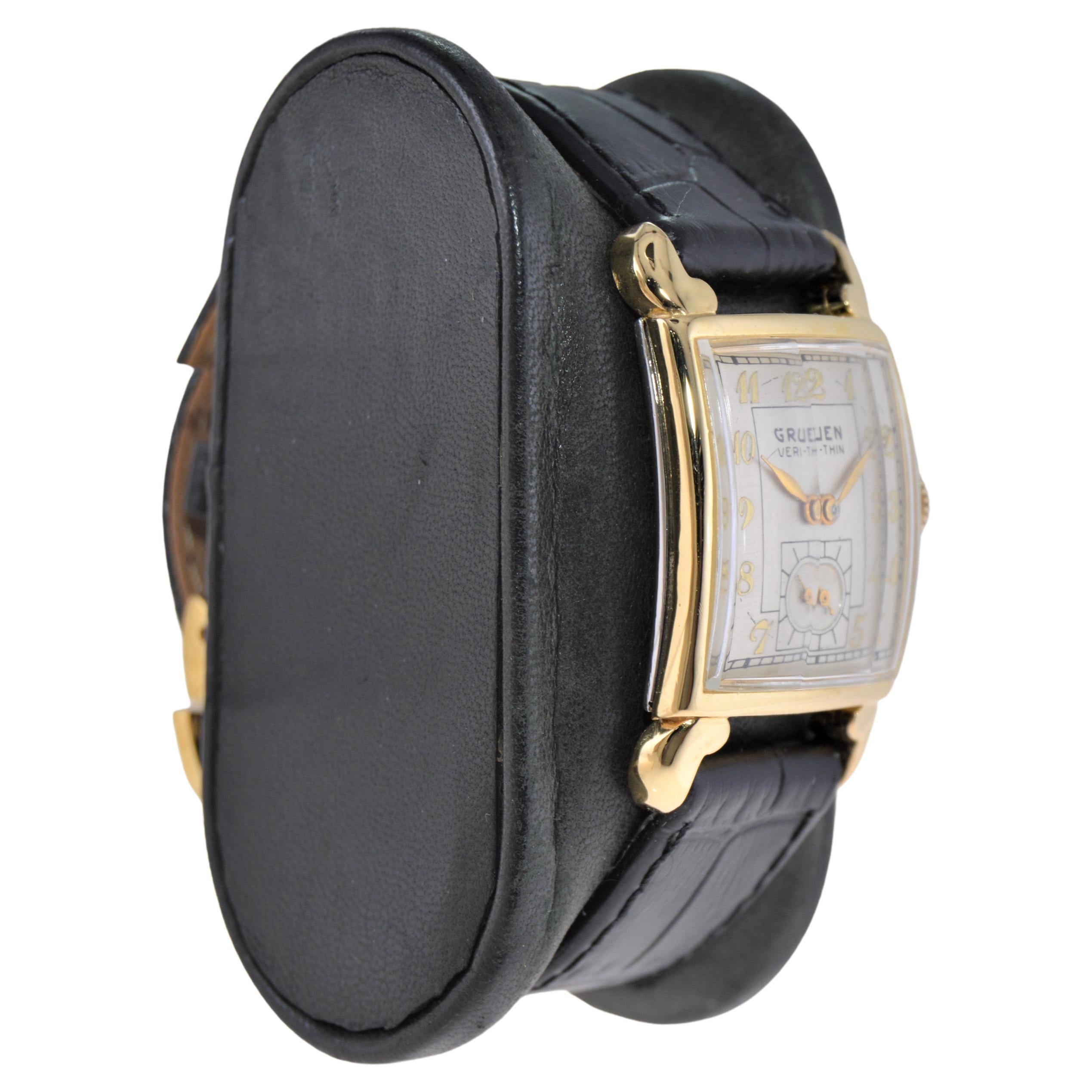 FACTORY / HOUSE: Gruen Watch Company
STYLE / REFERENCE: Curvex Style / Reference 473
METAL / MATERIAL: Yellow Gold Filled
CIRCA / YEAR: 1940's
DIMENSIONS / SIZE: Length 38mm X Width 22mm
MOVEMENT / CALIBER: Manual Winding / Jewels / Caliber 435
DIAL