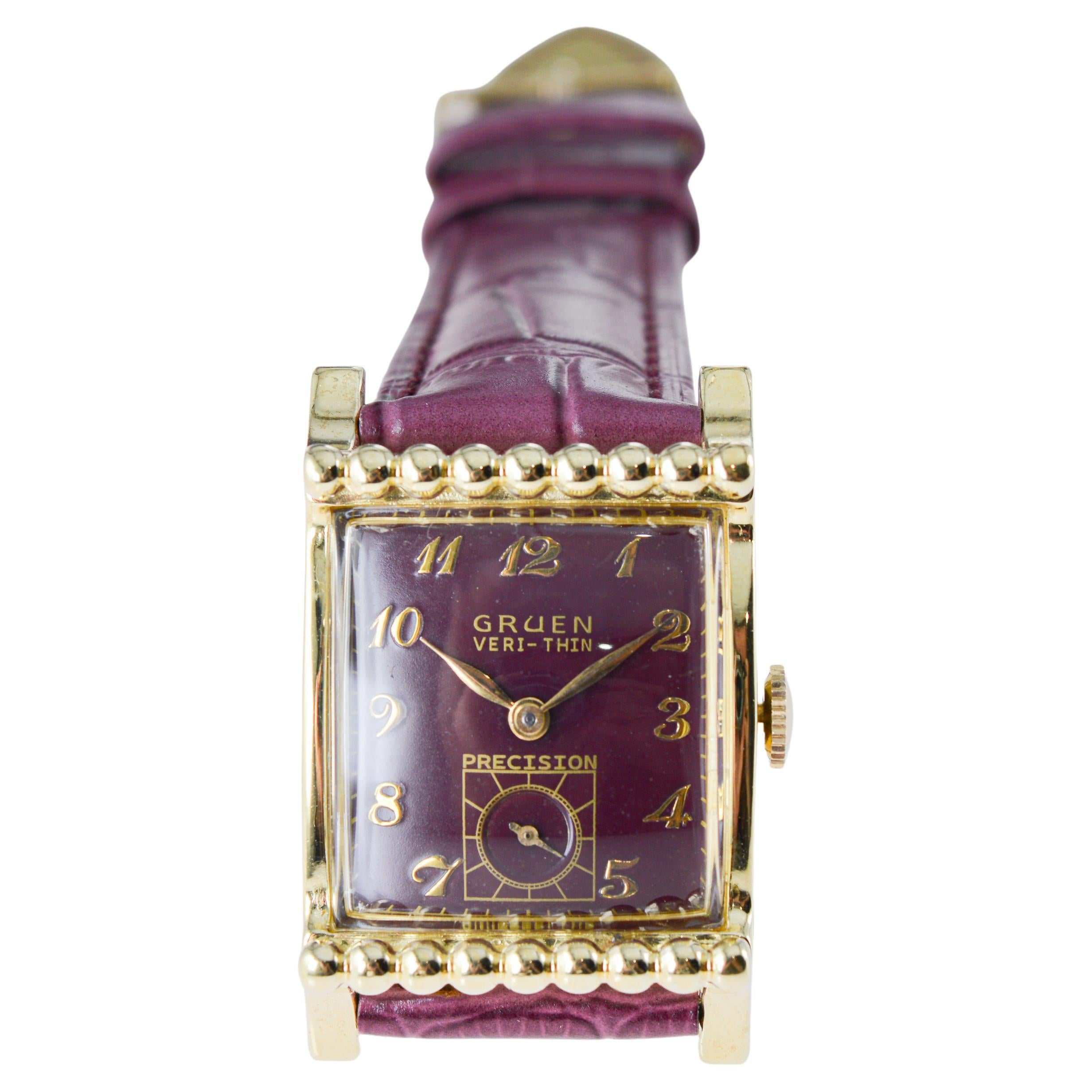 Gruen en or jaune Art Deco Veri Thin avec cadran personnalisé circa 1940's en vente 5