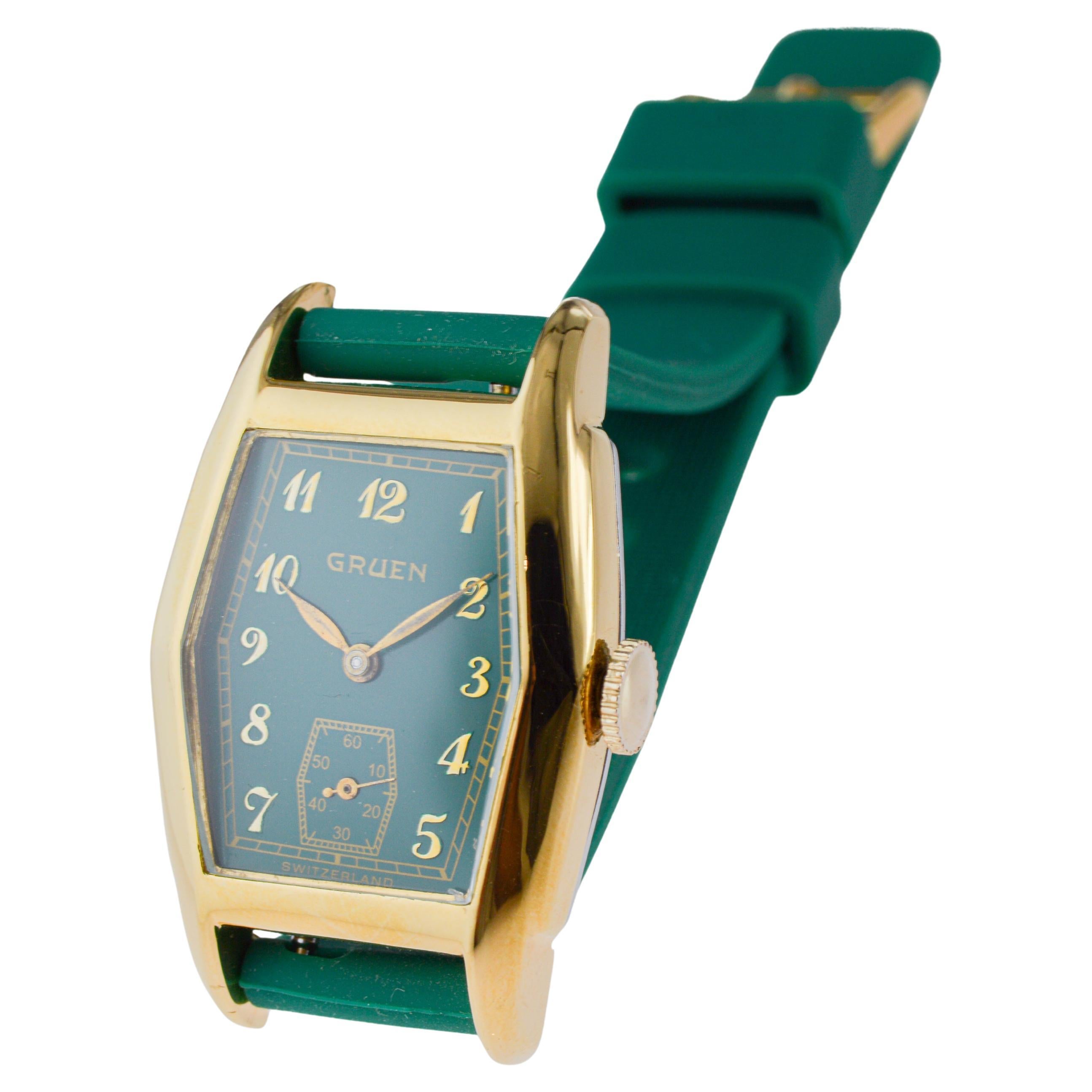 Gruend Yellow Gold Filled Art Deco Watch with Custom Made Green Dial circa For Sale 7