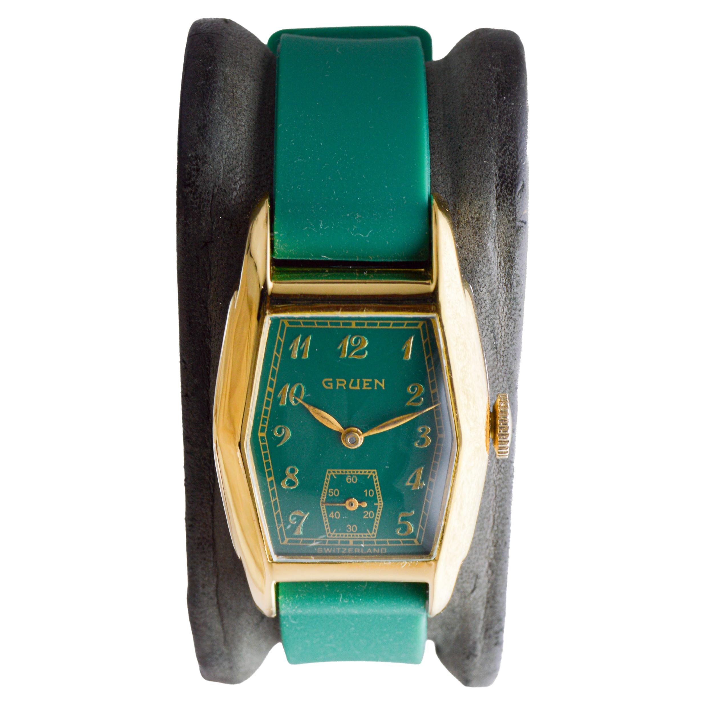 Women's or Men's Gruend Yellow Gold Filled Art Deco Watch with Custom Made Green Dial circa For Sale