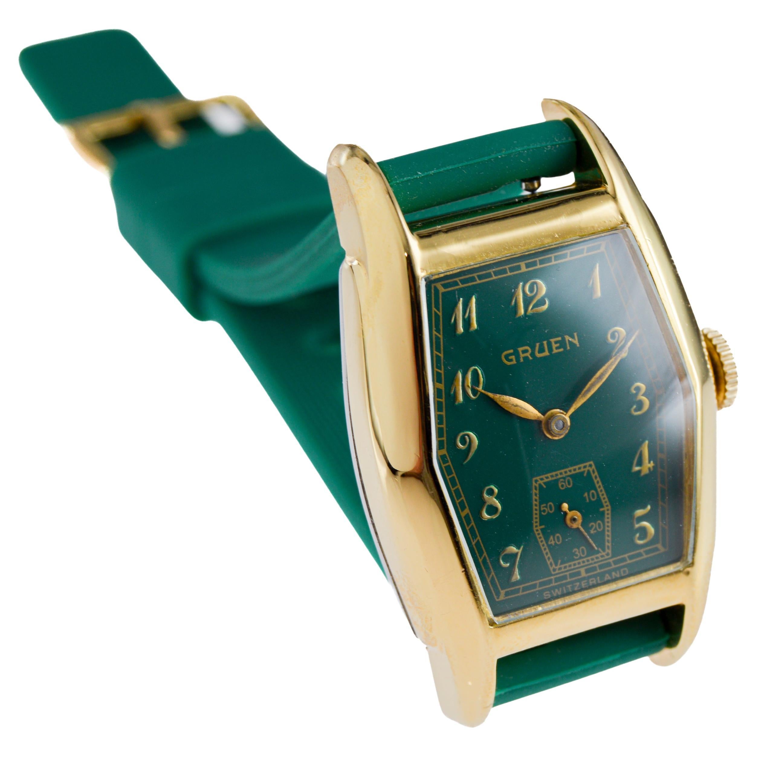 Gruend Yellow Gold Filled Art Deco Watch with Custom Made Green Dial circa For Sale 4