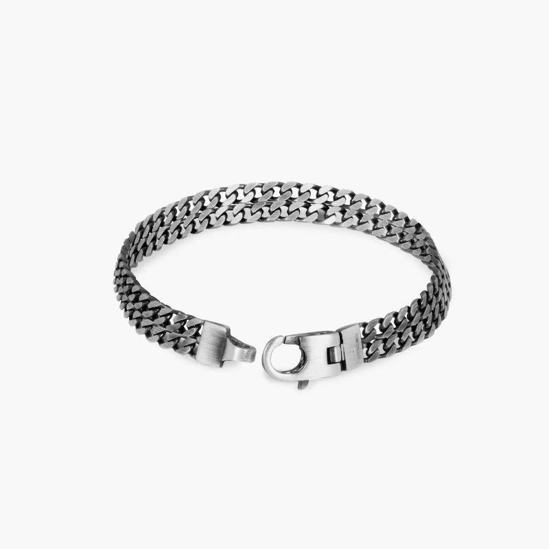 Grumette Silm Bracelet in Oxidised Sterling Silver, Size M In New Condition For Sale In Fulham business exchange, London