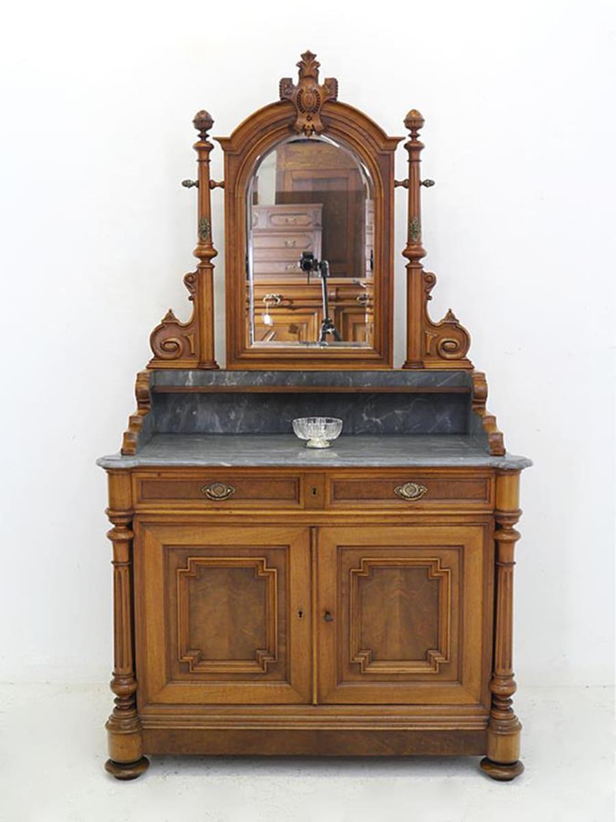 Art Nouveau Gründerzeit Dresser Mirror Dresser Wilhelminian Period circa 1880 Walnut